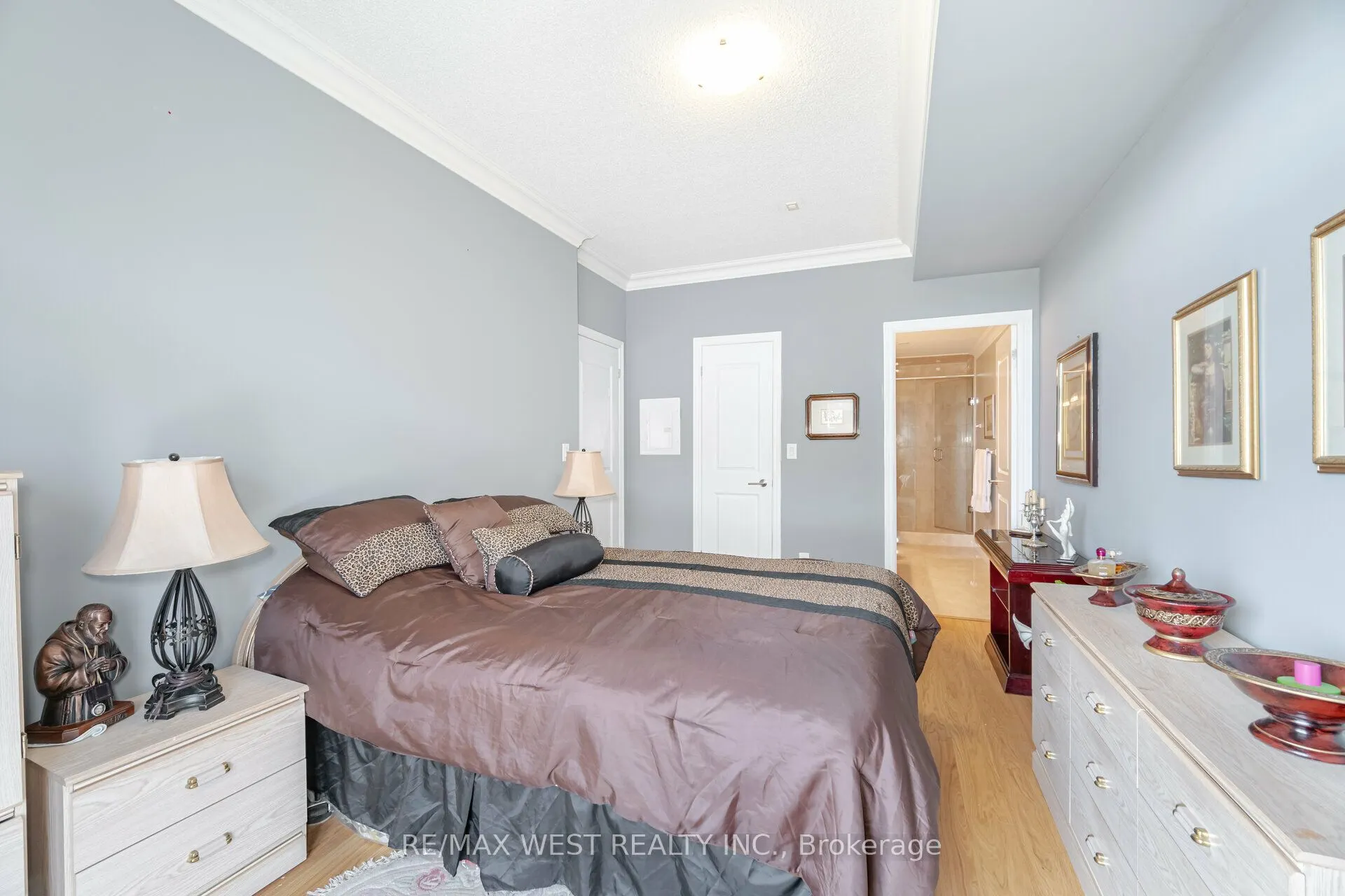 281 Woodbridge Avenue #509