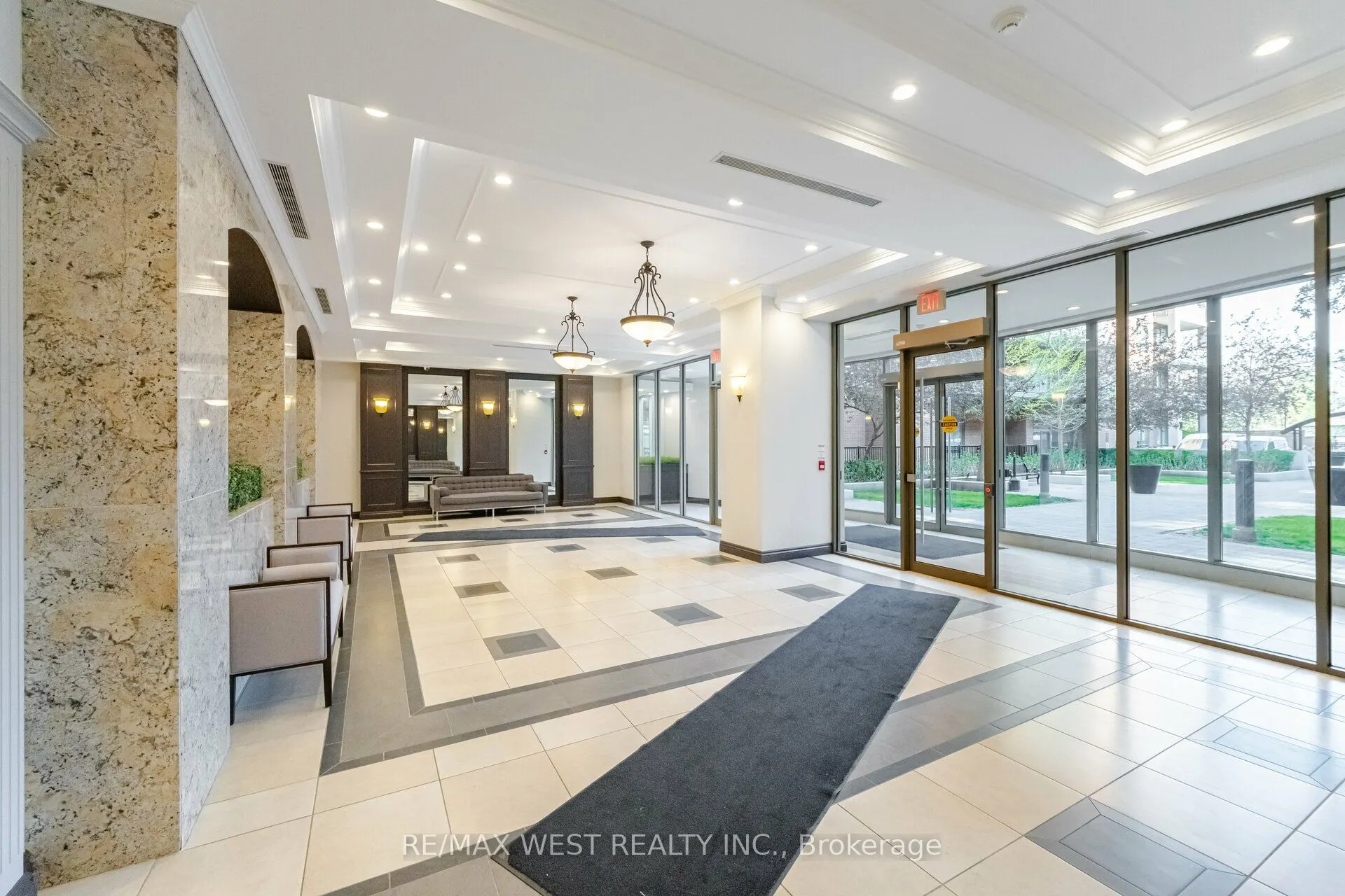 281 Woodbridge Avenue #509