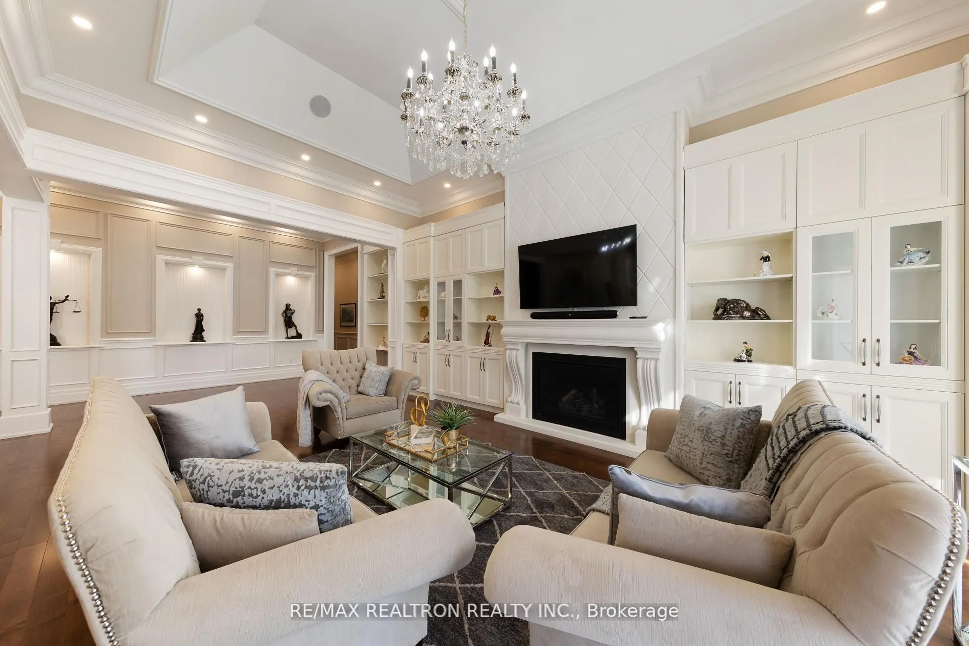 223 Crestwood Road