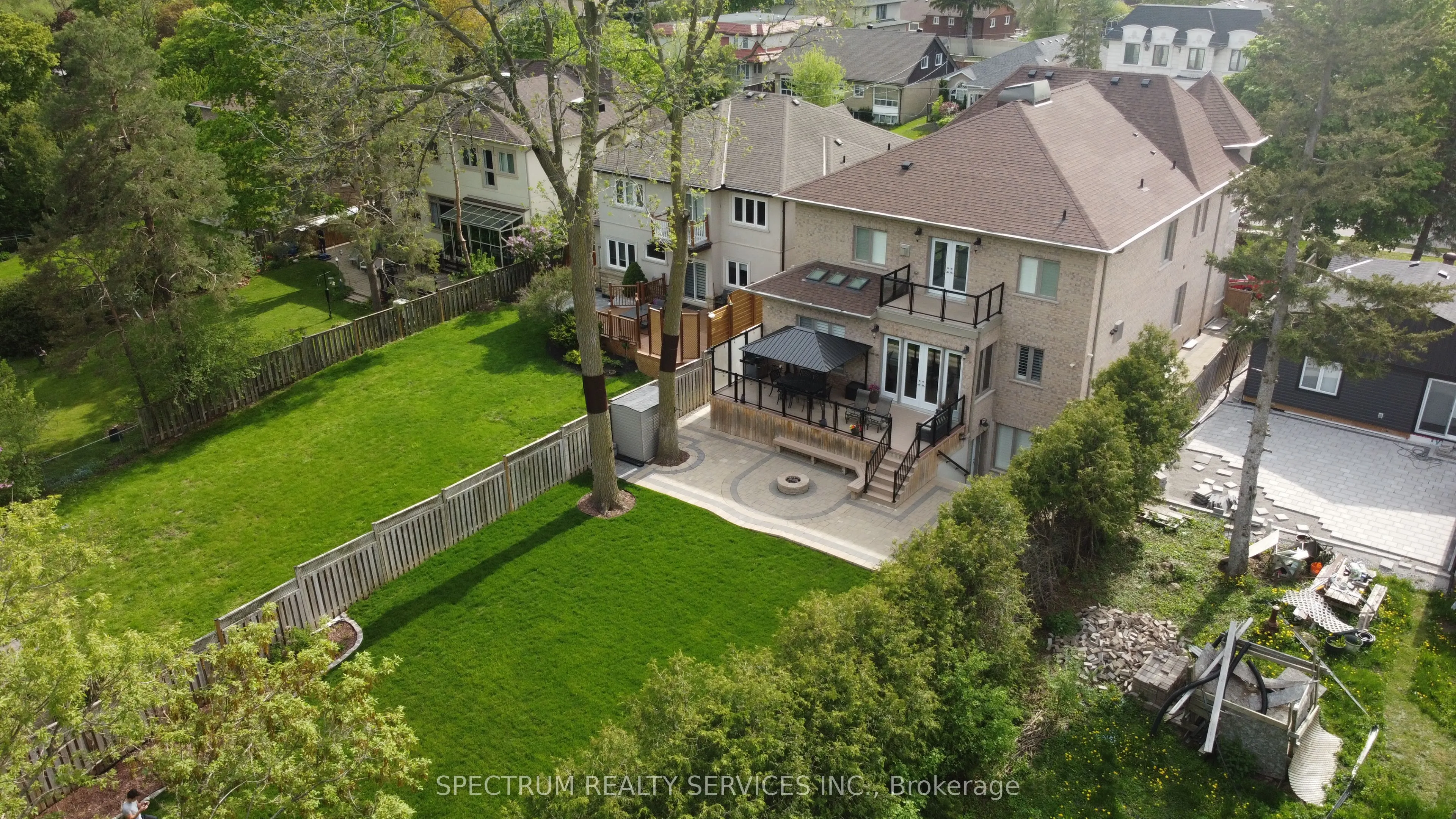 223 Lennox Avenue