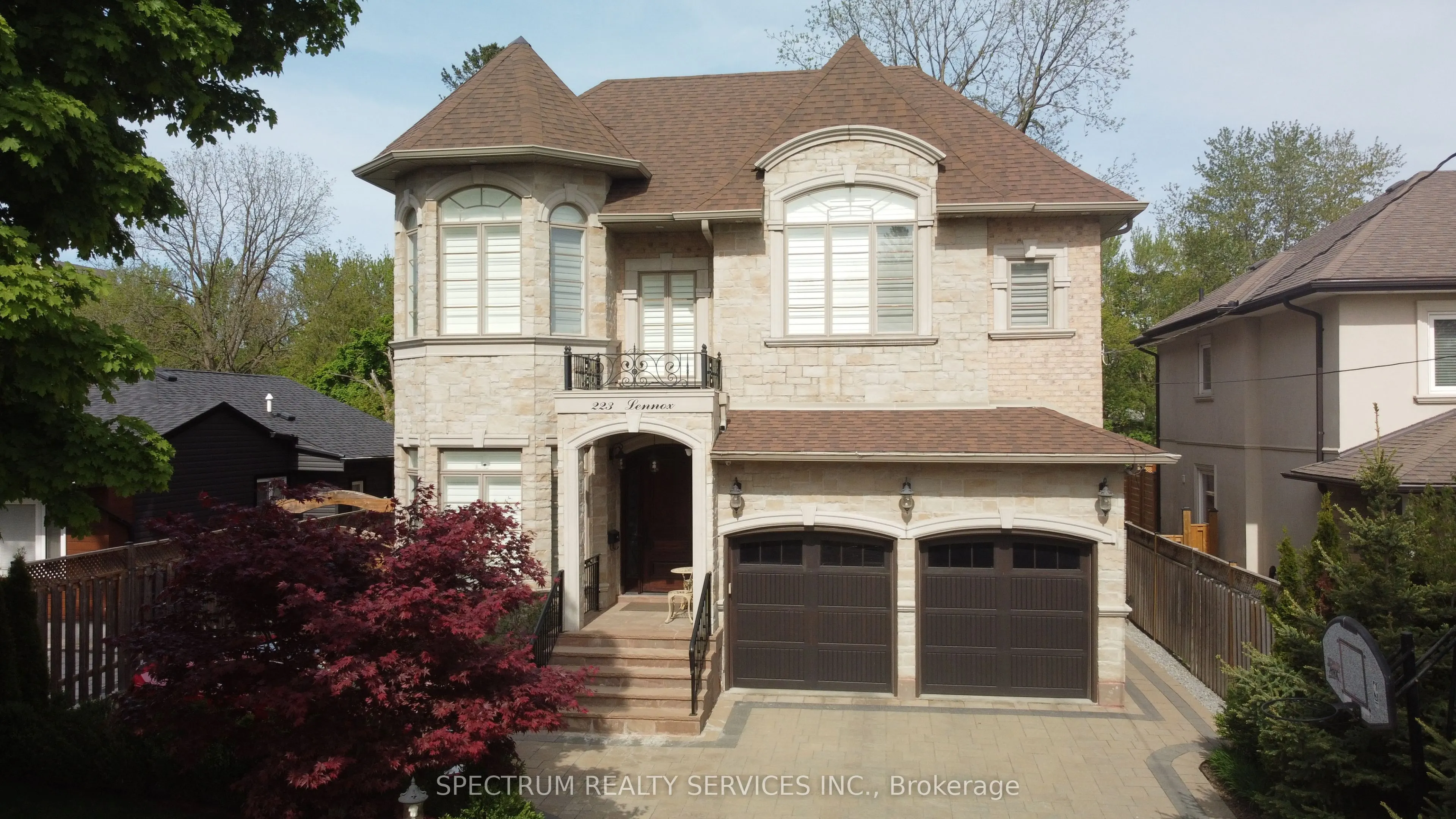 223 Lennox Avenue
