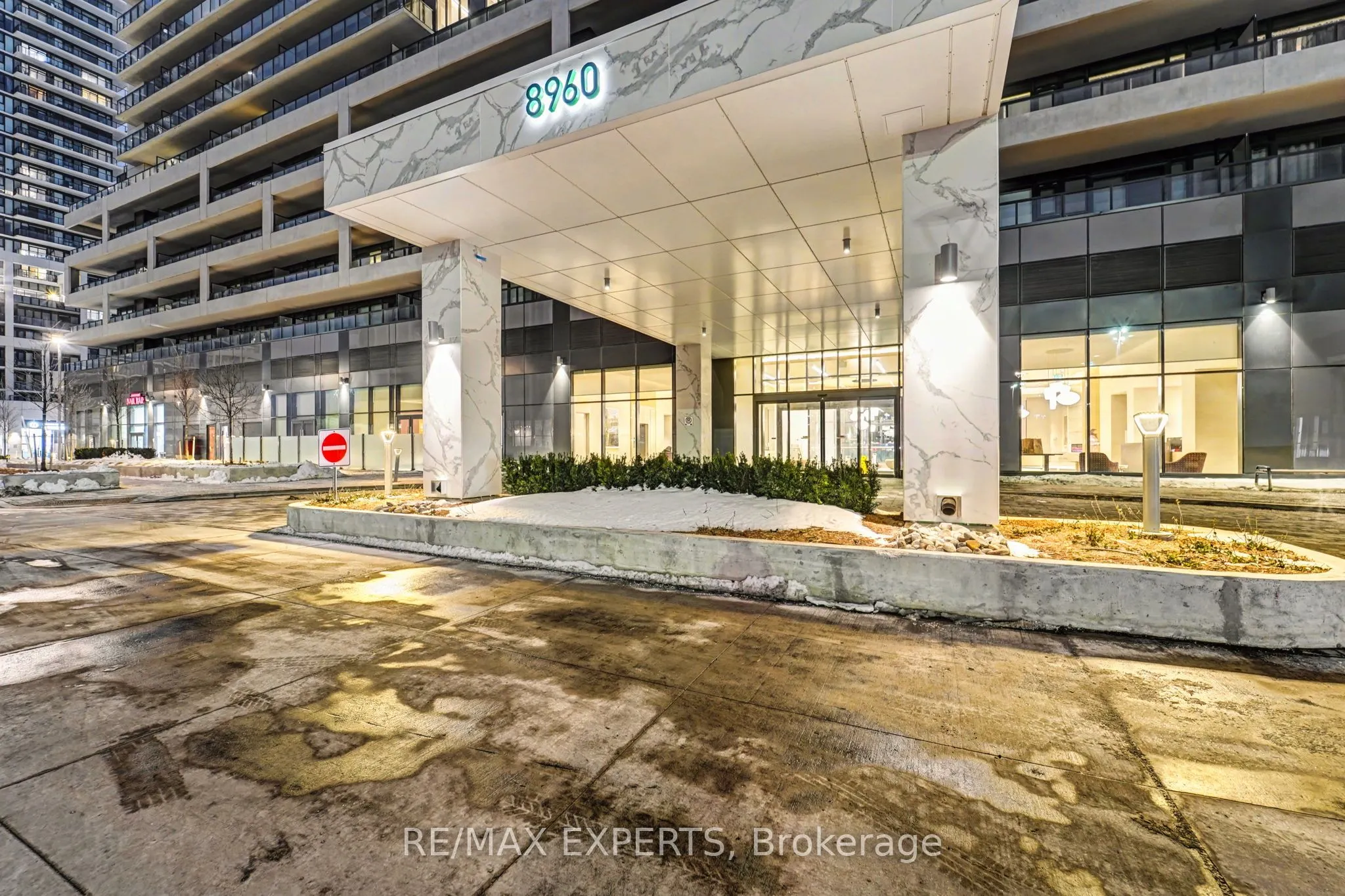 8960 Jane Street #421