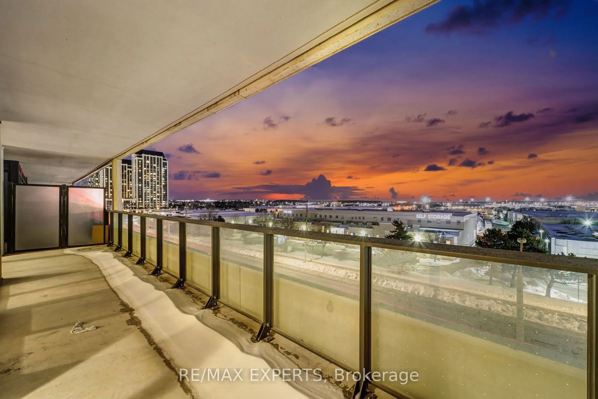 8960 Jane Street #421