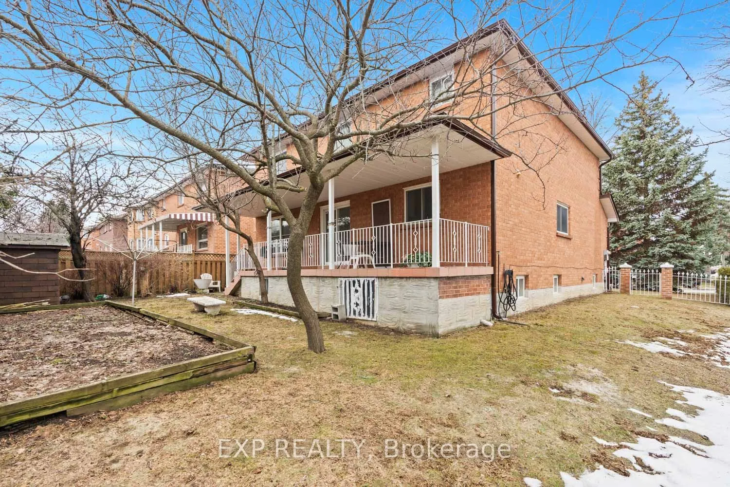 61 Dundee Crescent