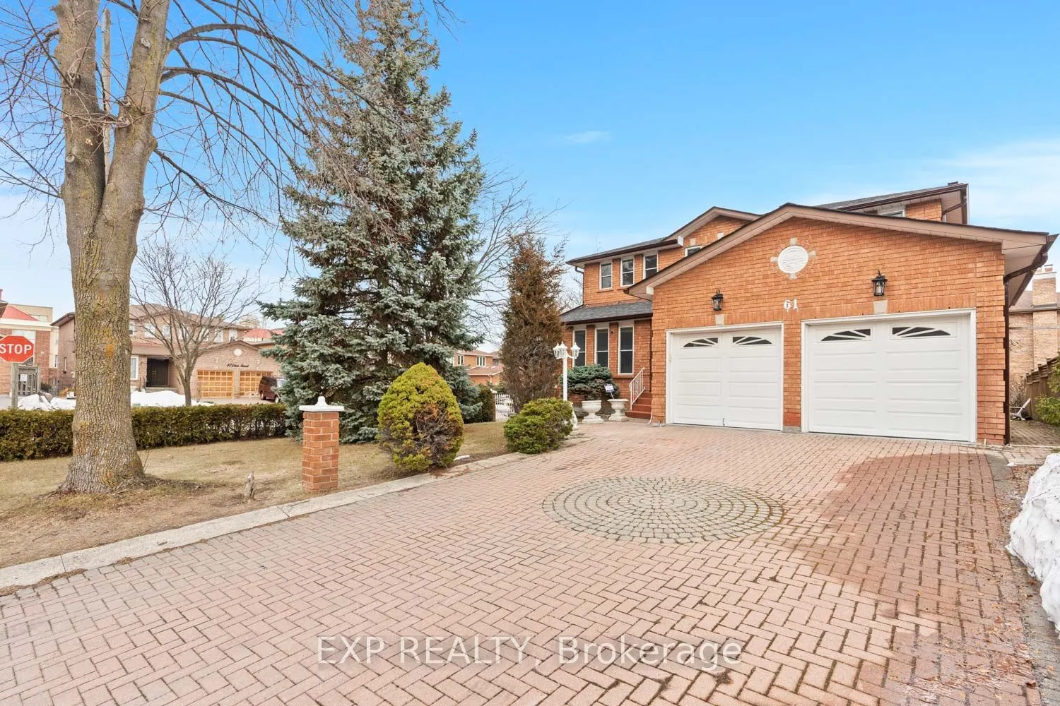 61 Dundee Crescent