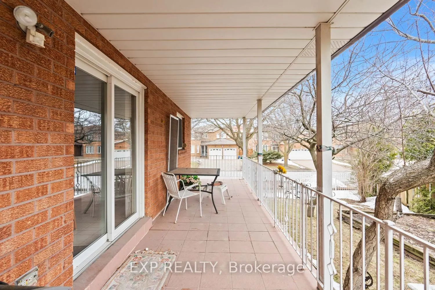 61 Dundee Crescent