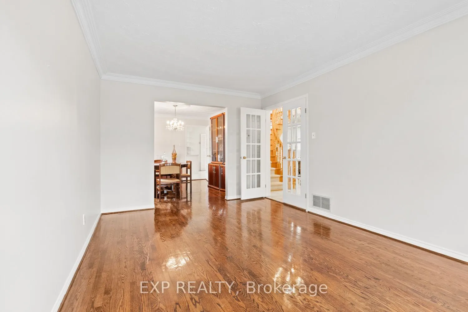 61 Dundee Crescent