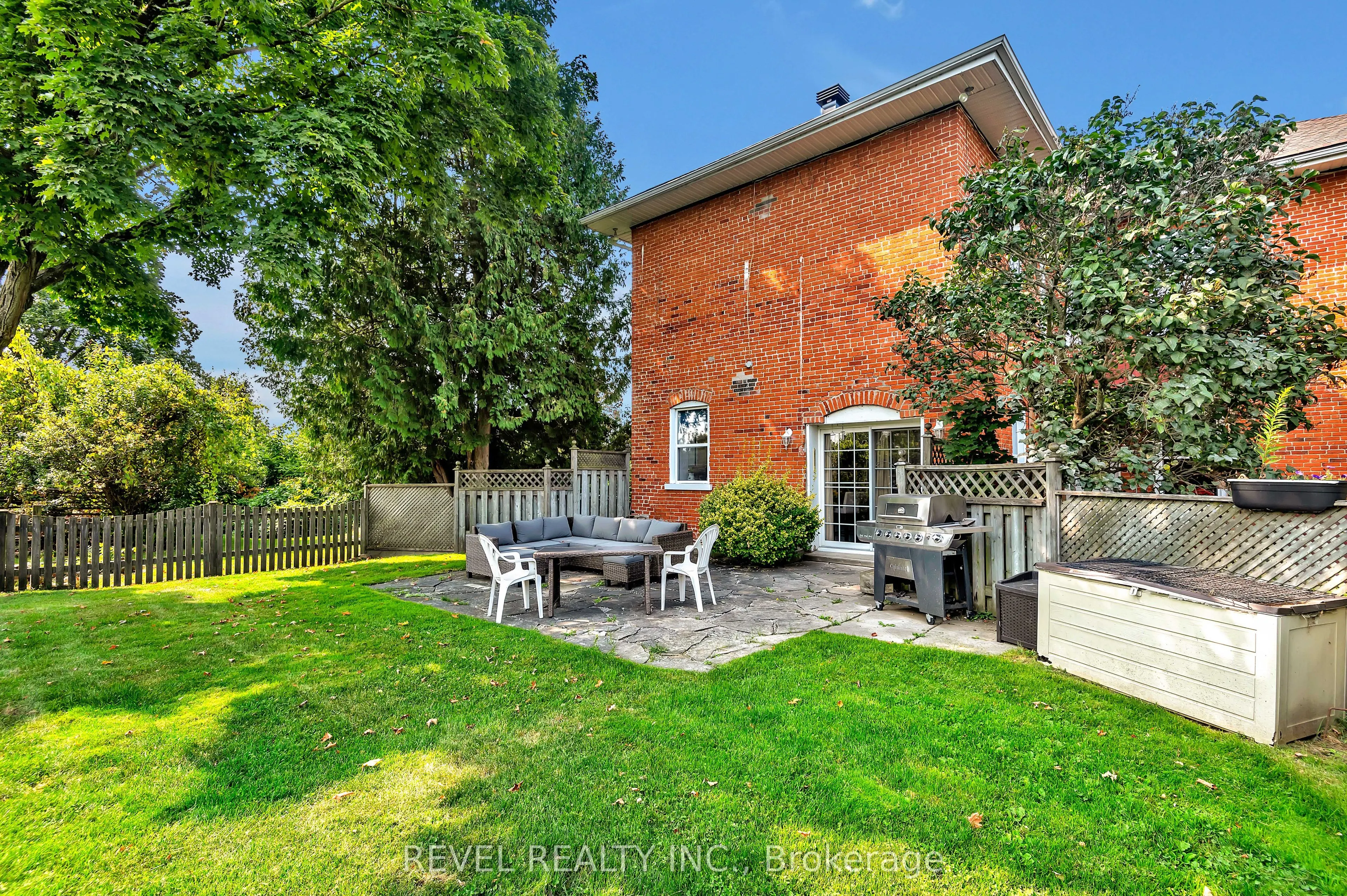 351 Hedge Road