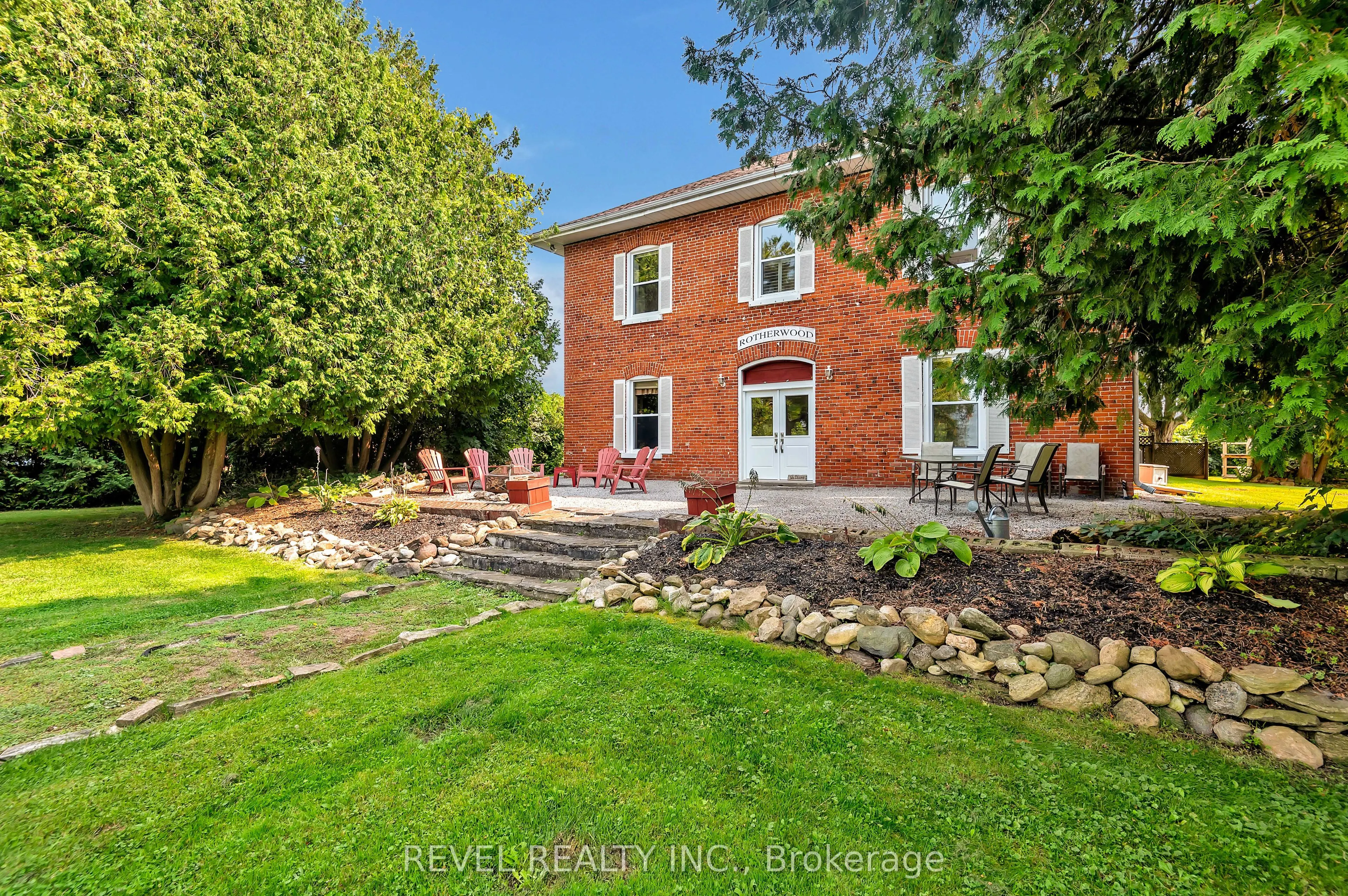 351 Hedge Road