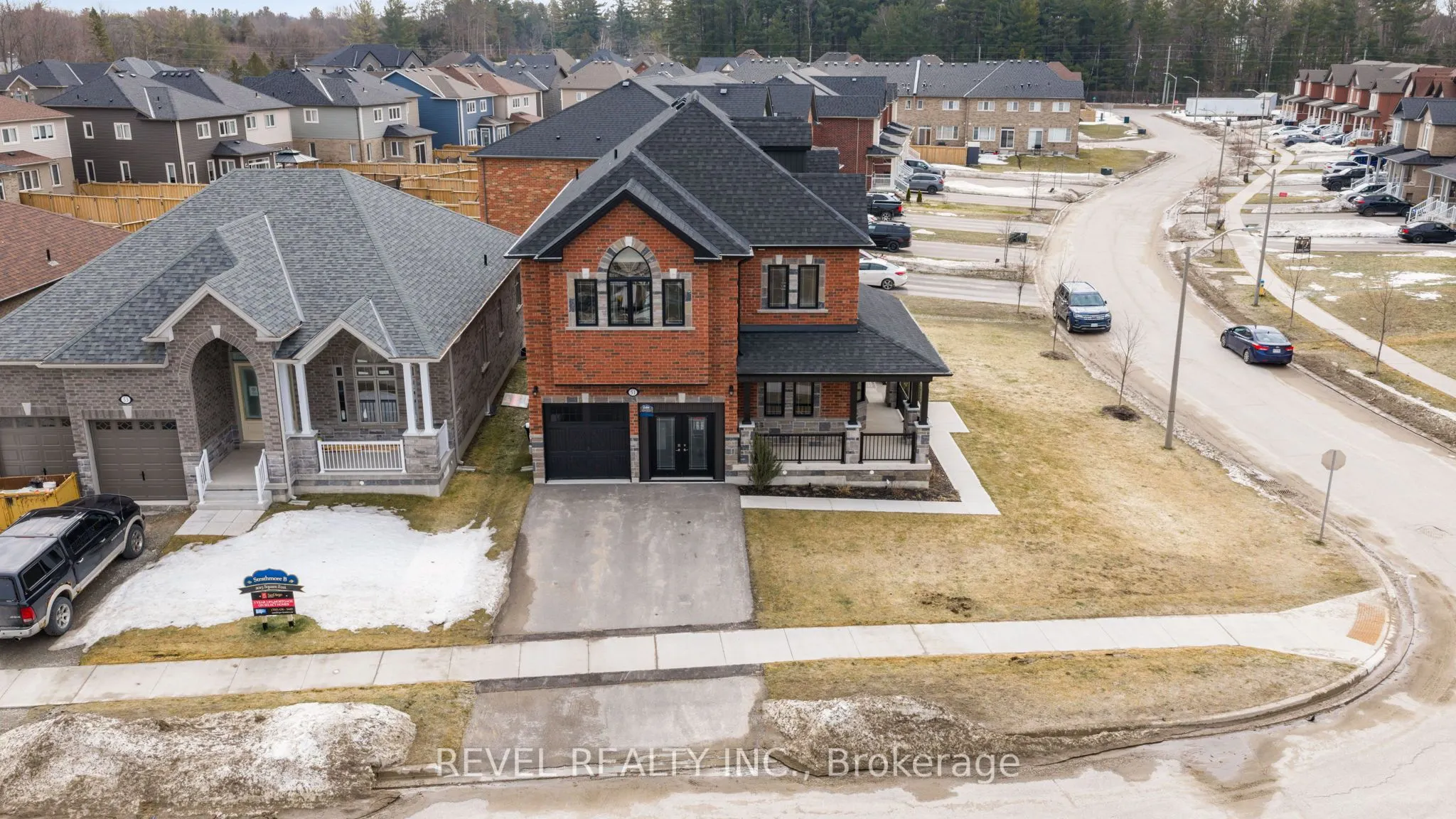 51 Wood Crescent