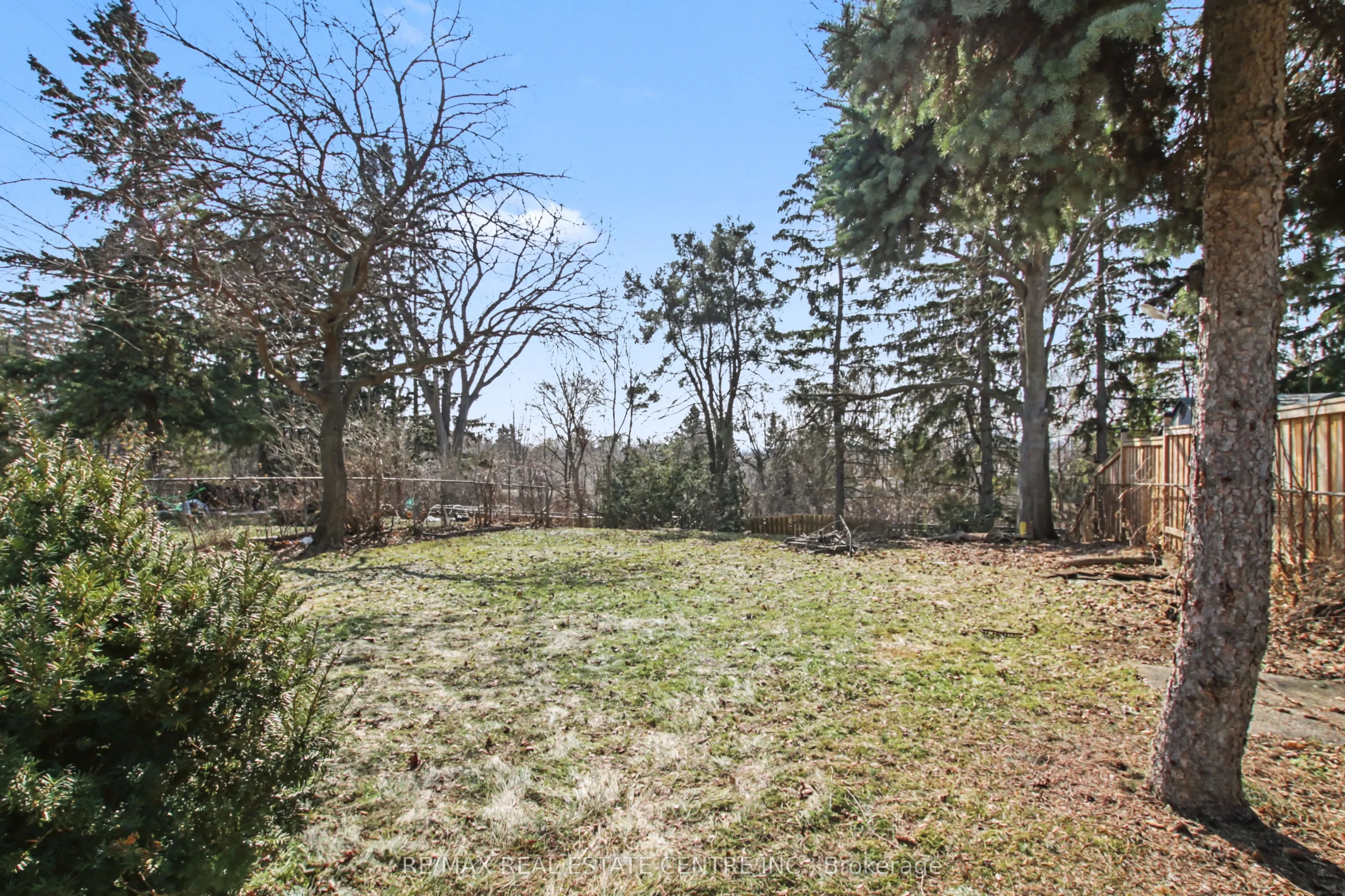 61 Romfield Circuit