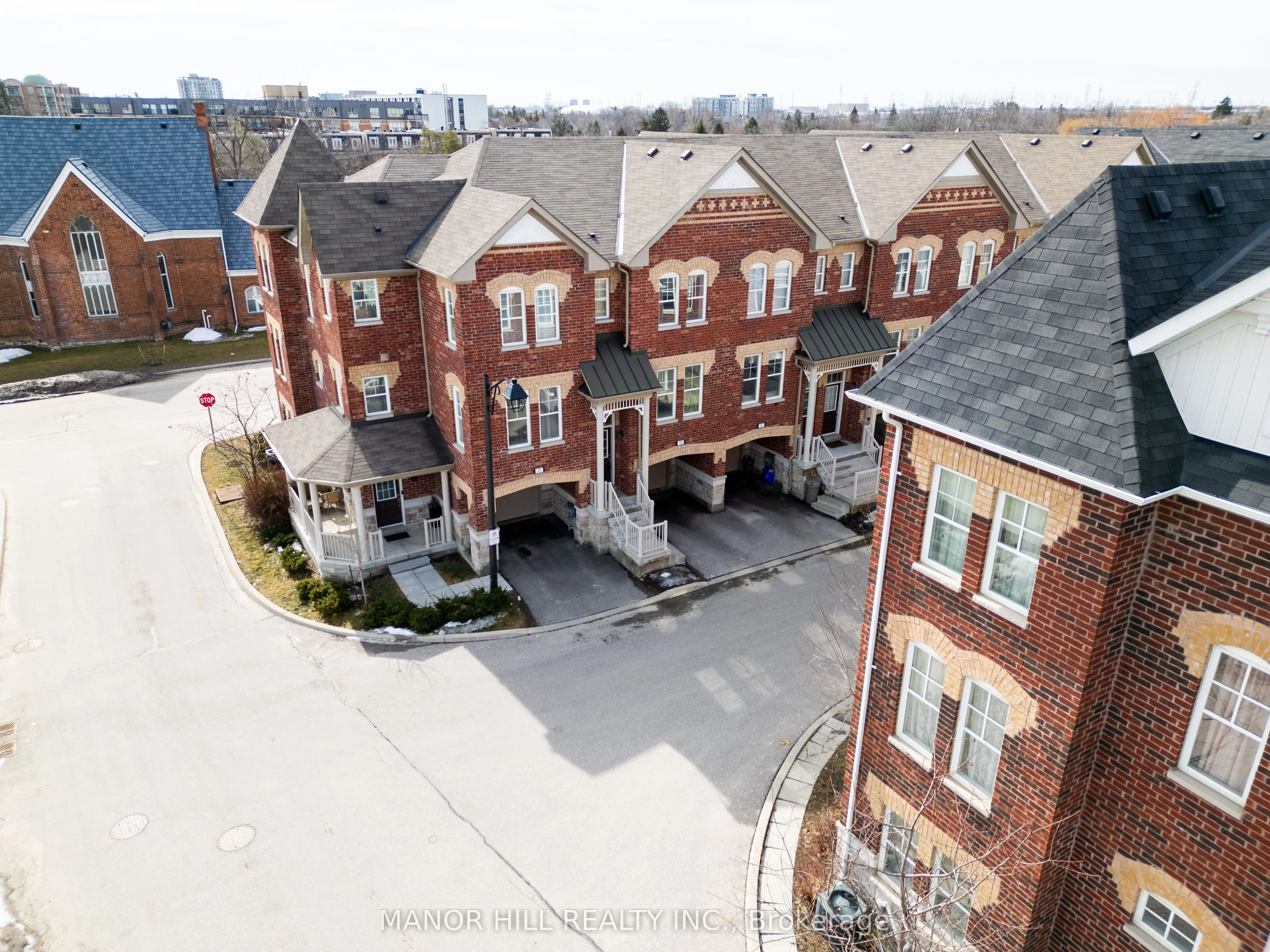 10 Porter Avenue W #12