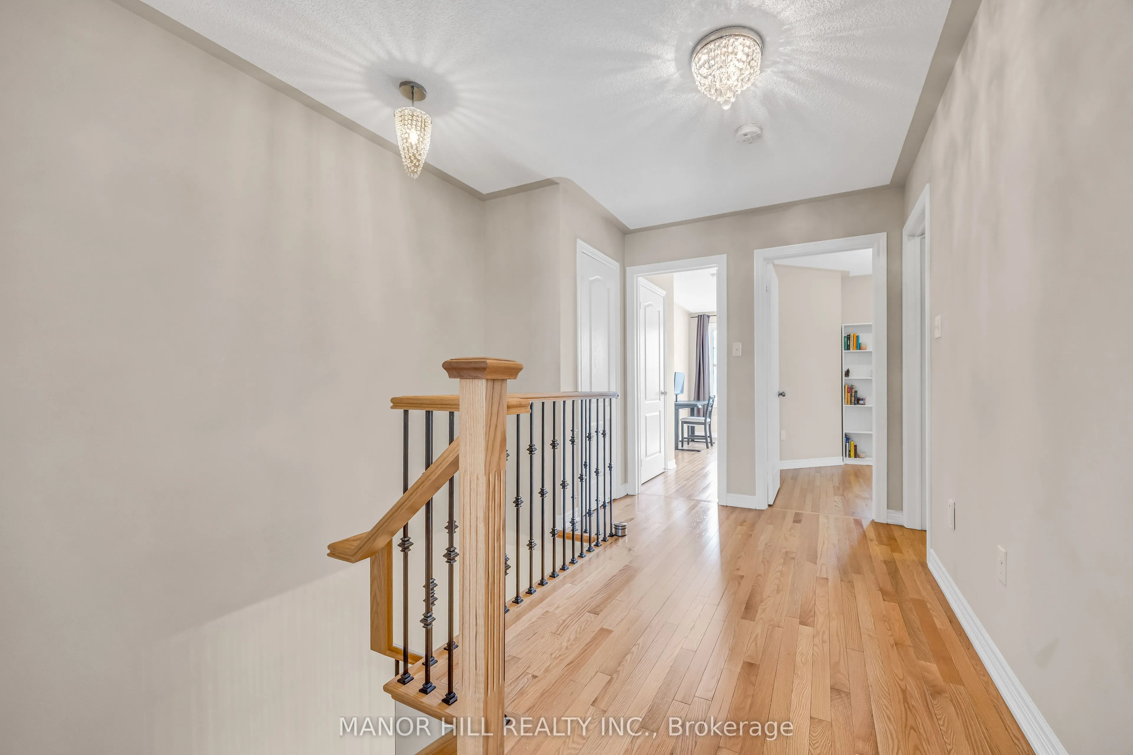 10 Porter Avenue W #12