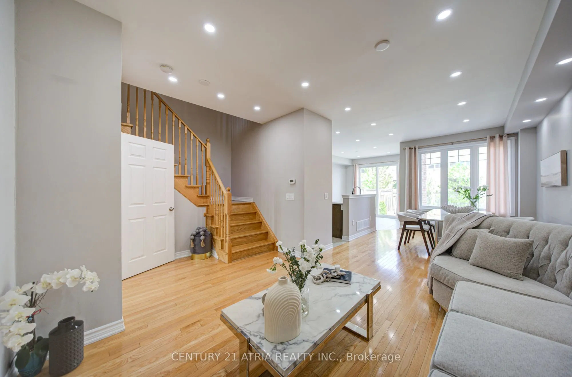 135 Windrow Street