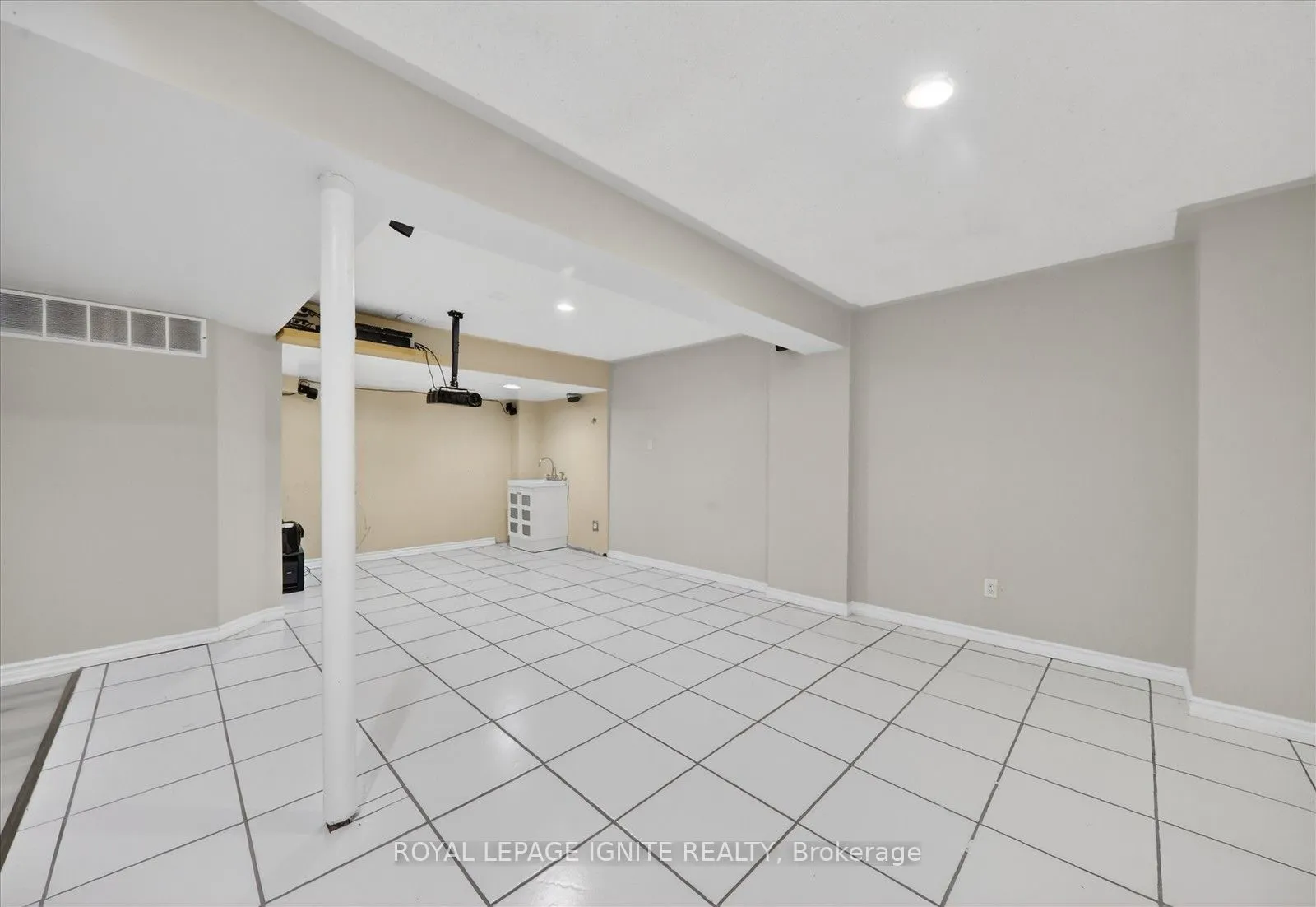 66 Alfred Paterson Drive