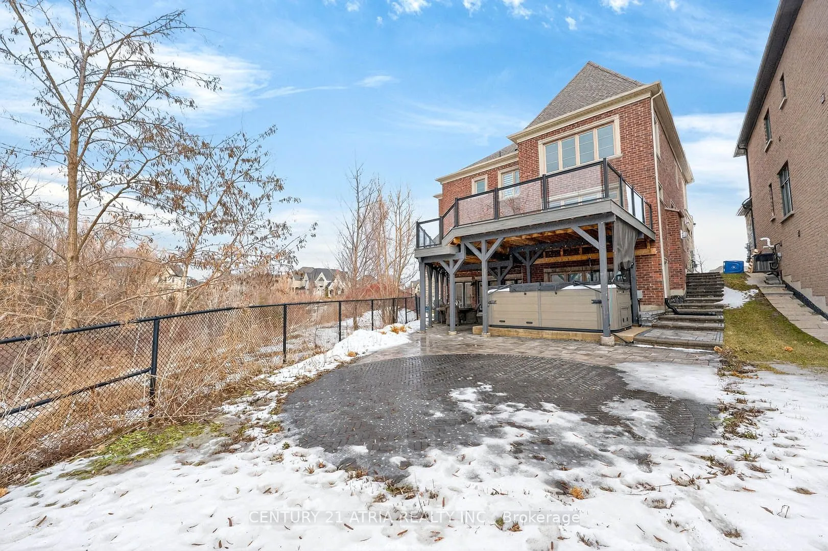 122 Burns Boulevard