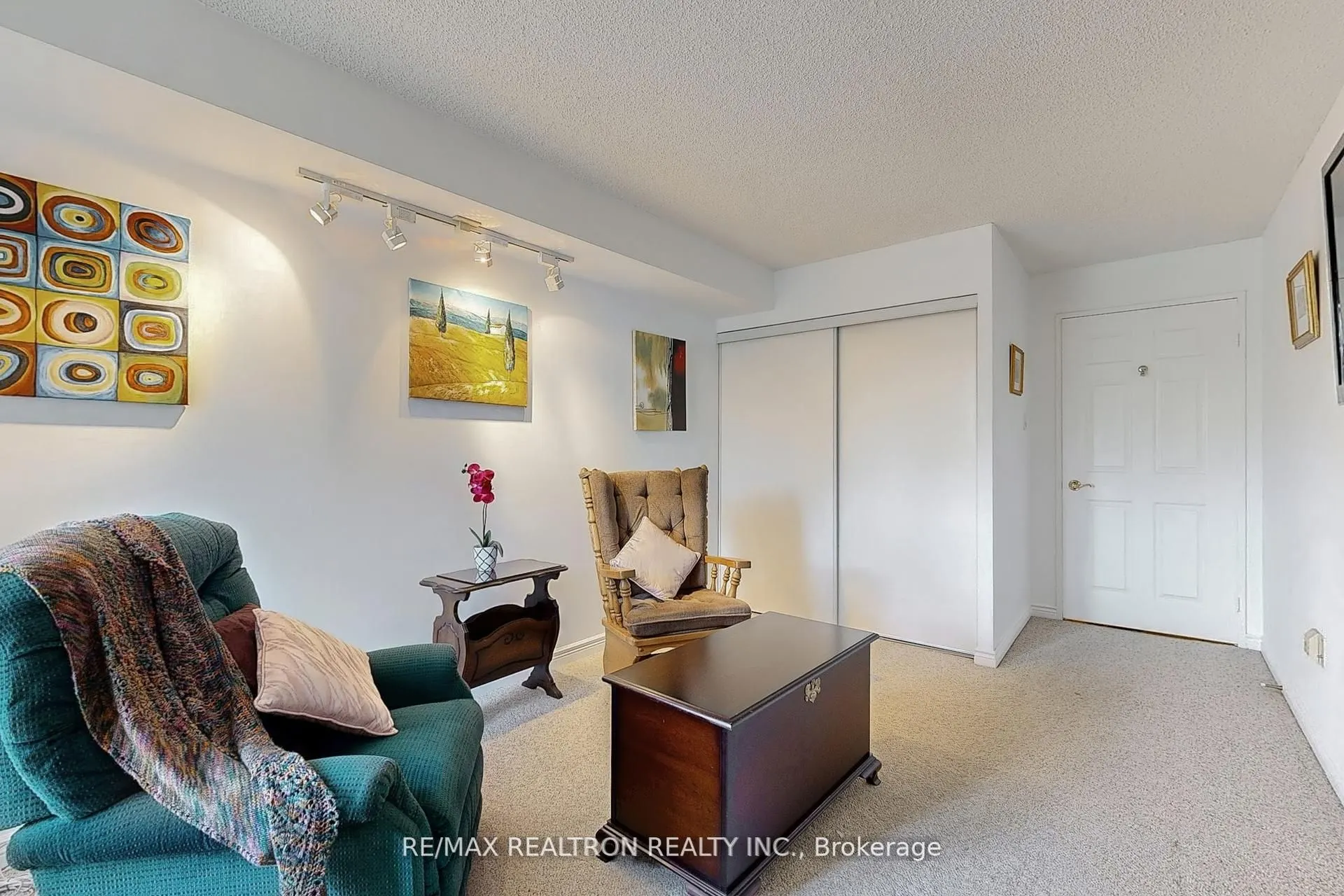 7300 Yonge Street #311