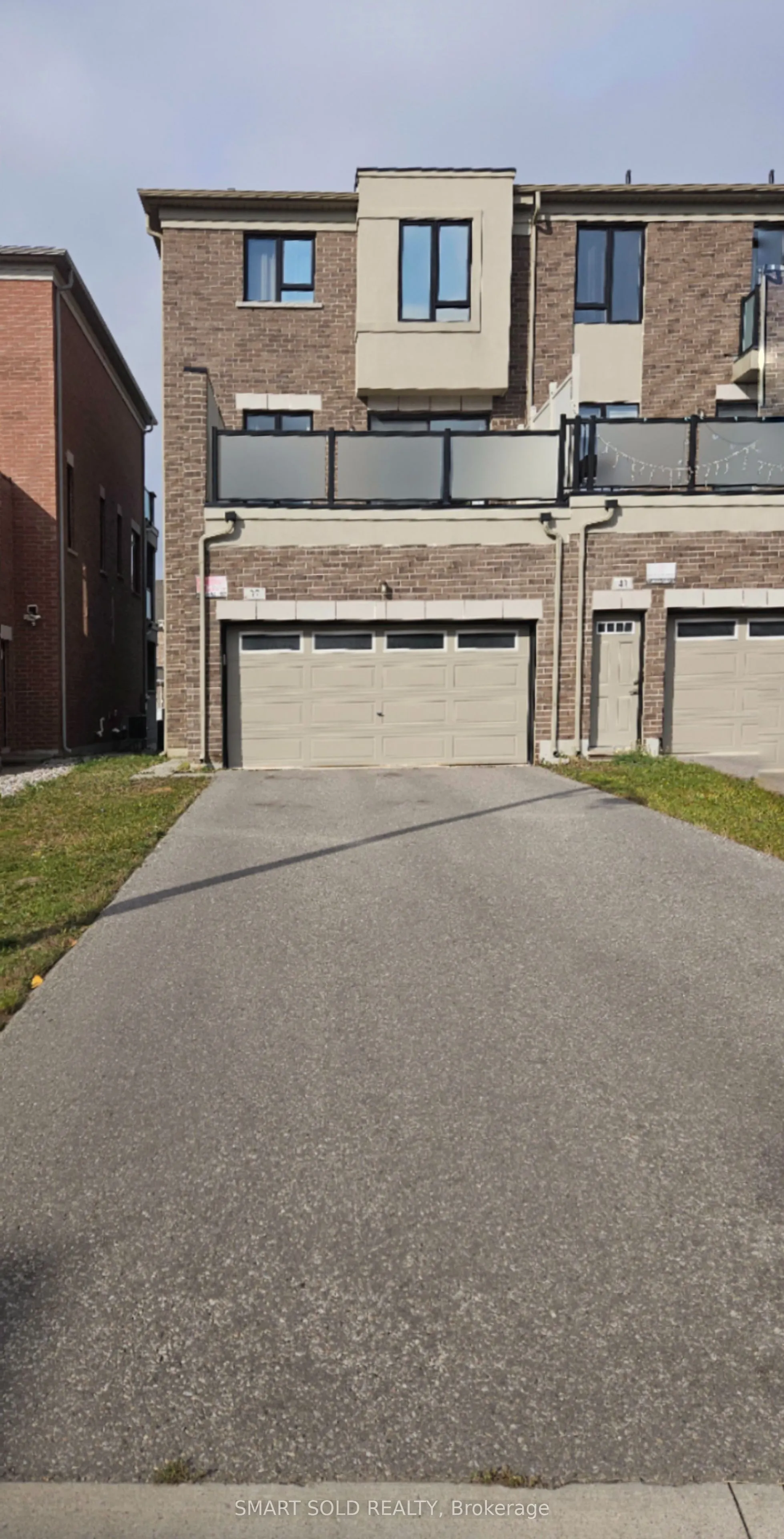 37 Sparks Street