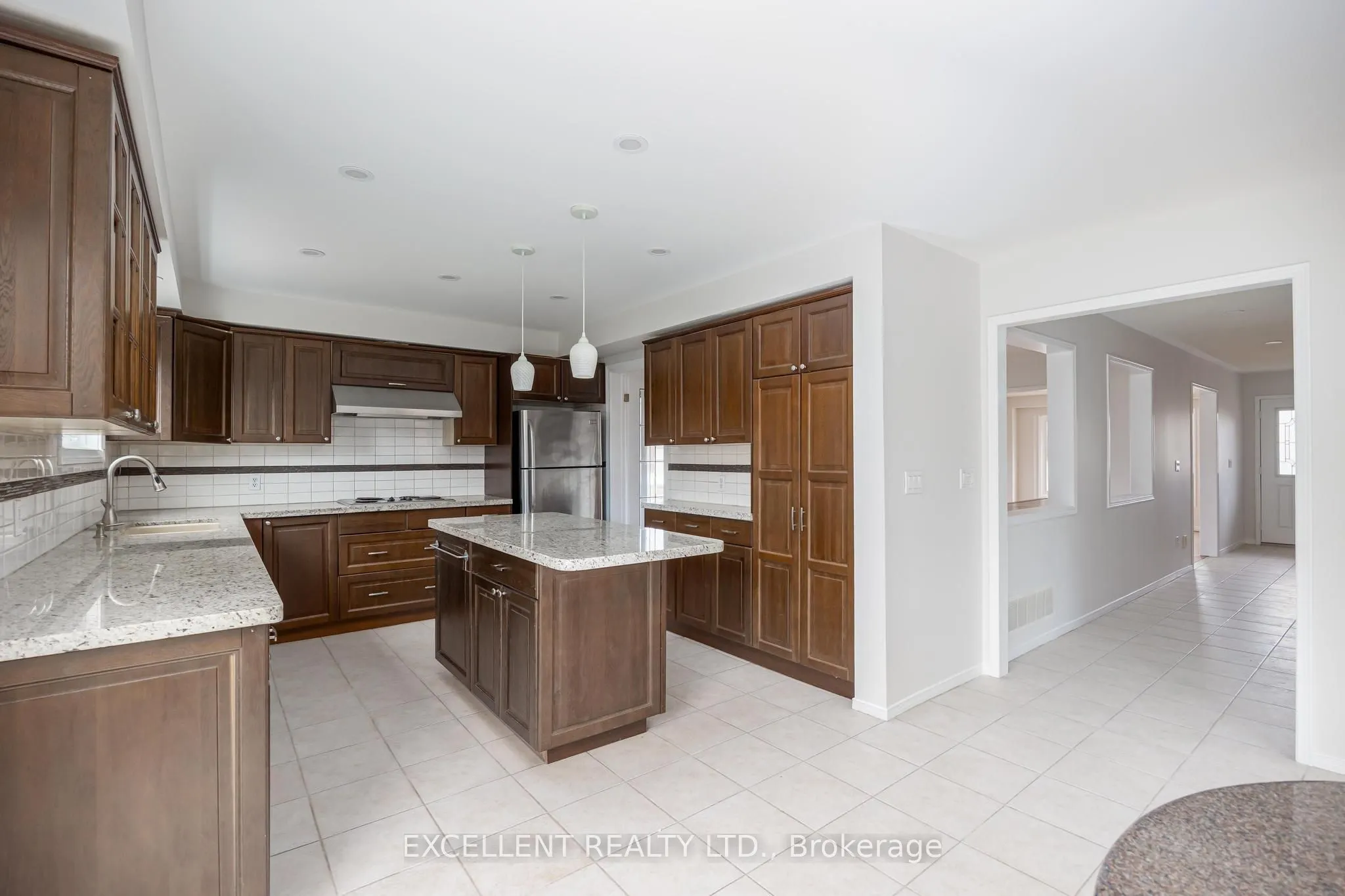 17 Charrington Crescent