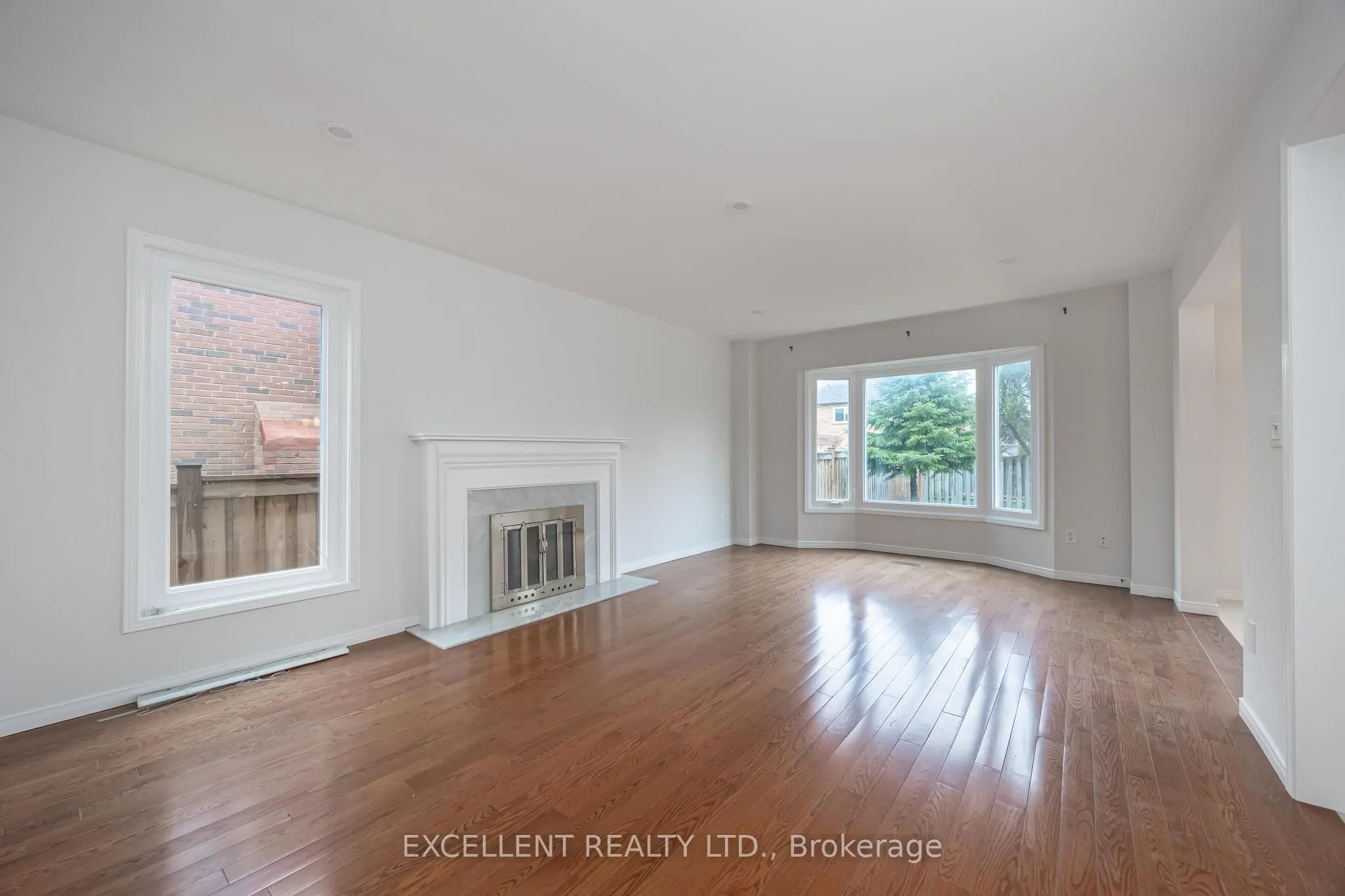17 Charrington Crescent
