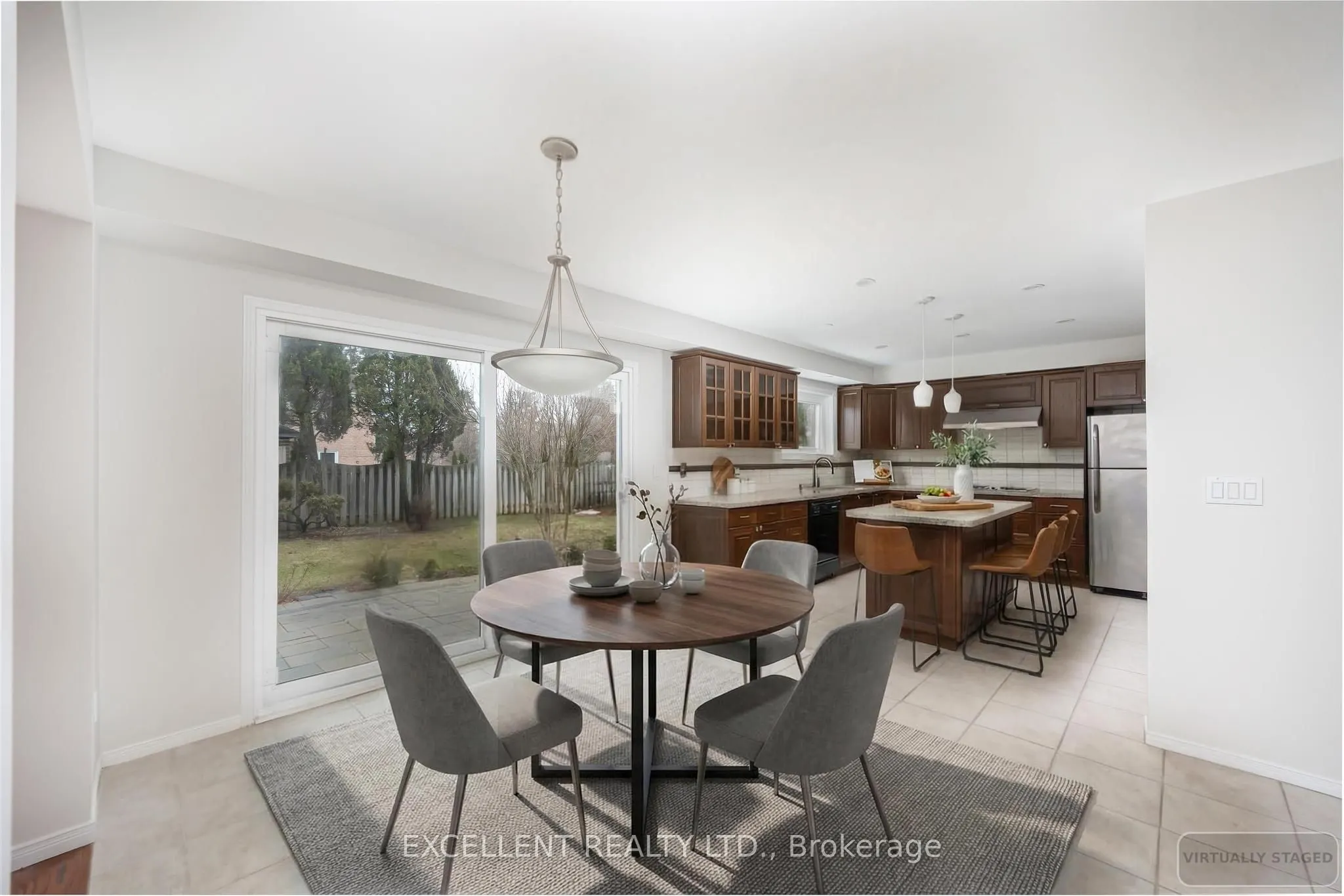 17 Charrington Crescent