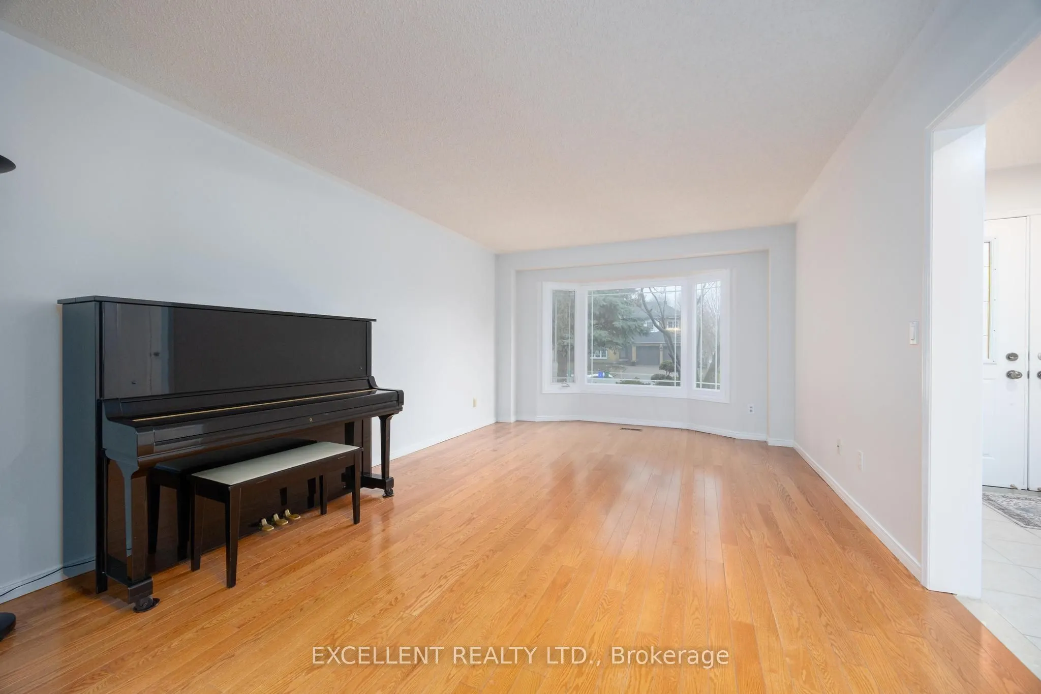 17 Charrington Crescent