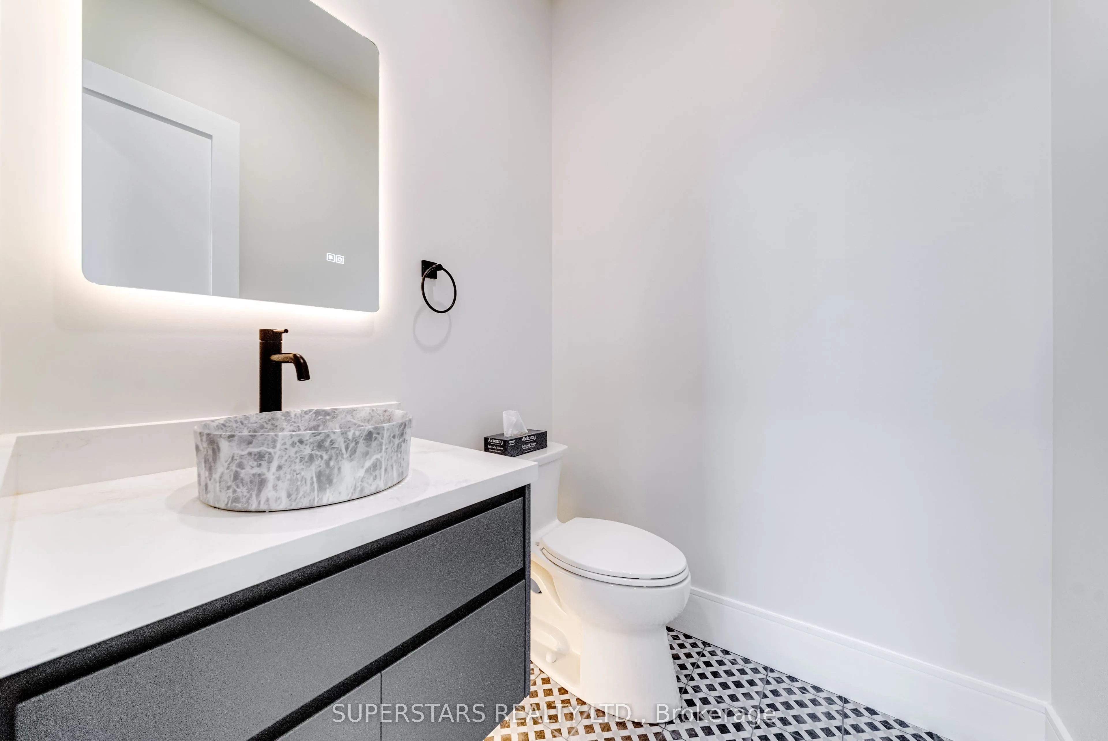 21 Shadbolt Court