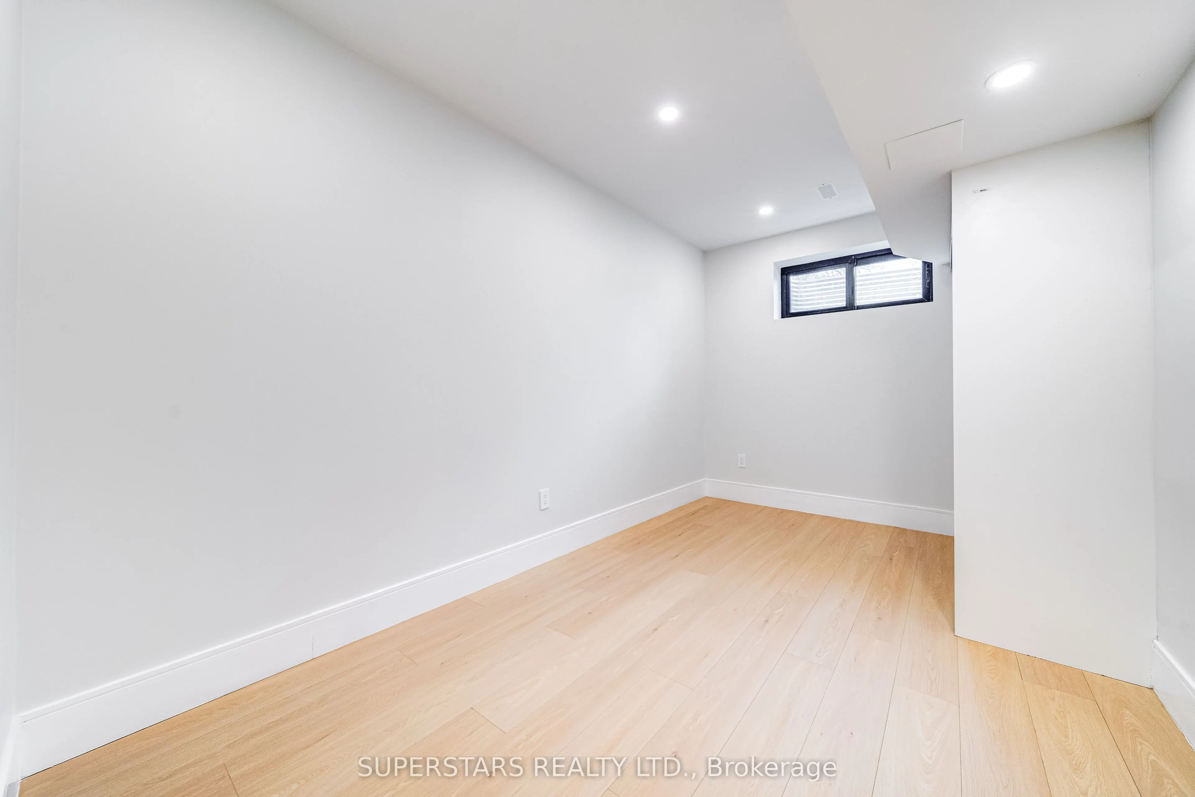21 Shadbolt Court