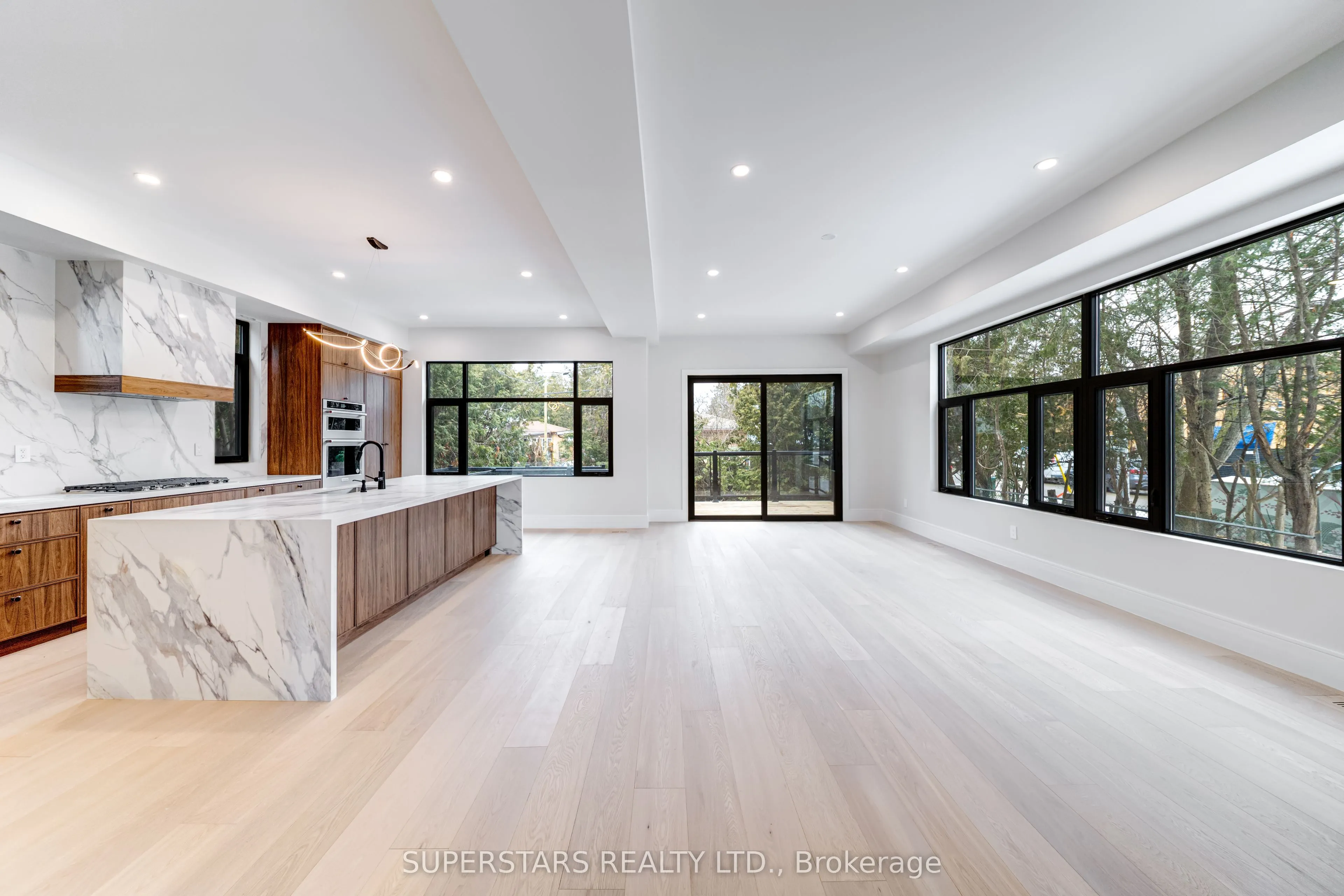 21 Shadbolt Court