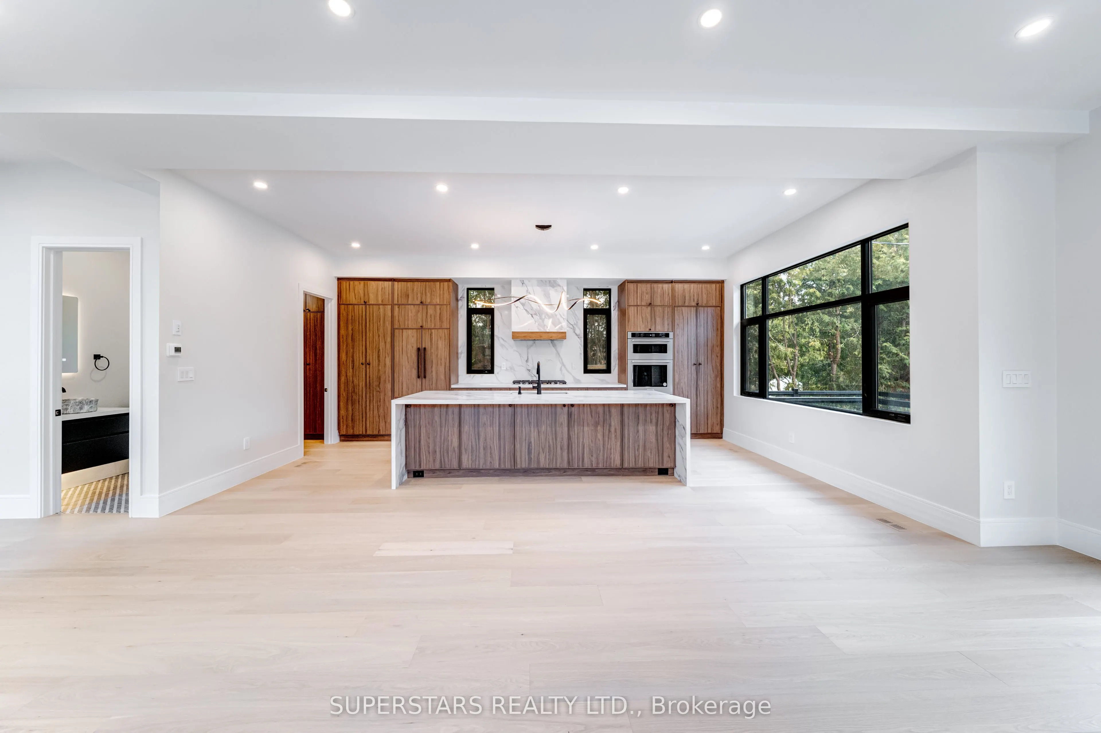 21 Shadbolt Court
