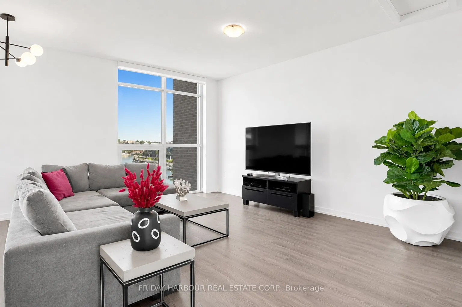 3712 Ferretti Court