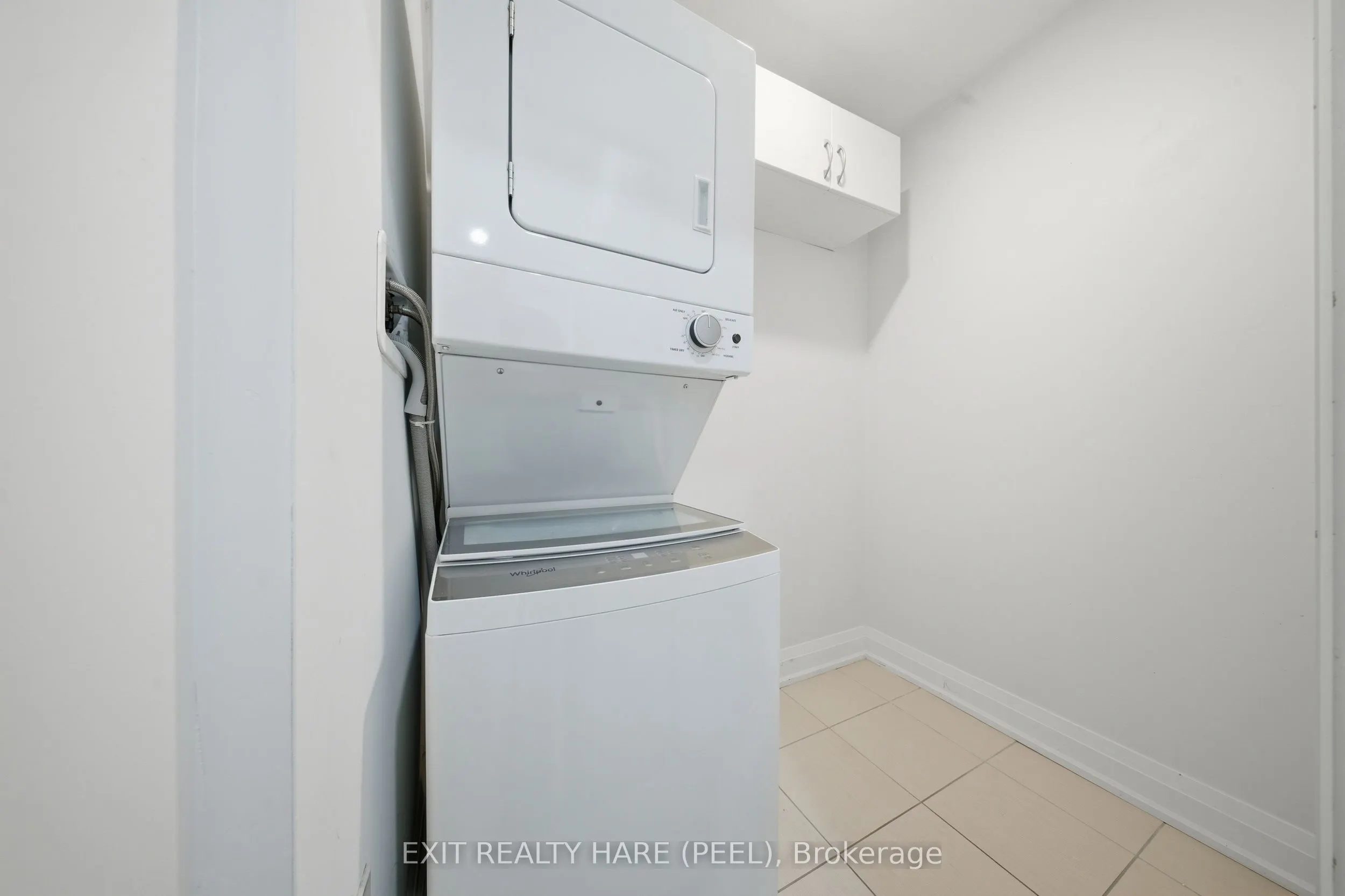 48 Coles Avenue #702