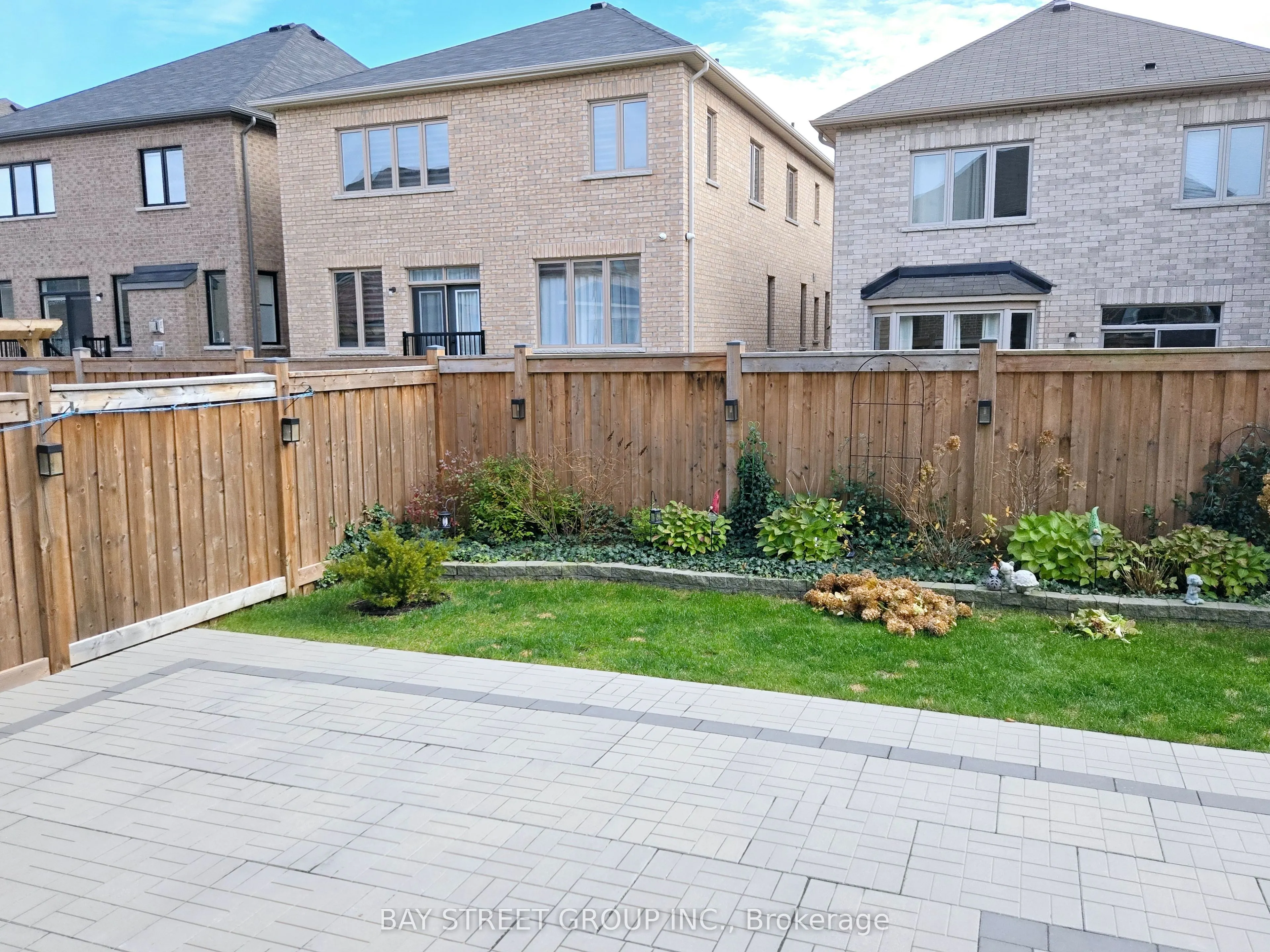 404 Baker Hill Boulevard