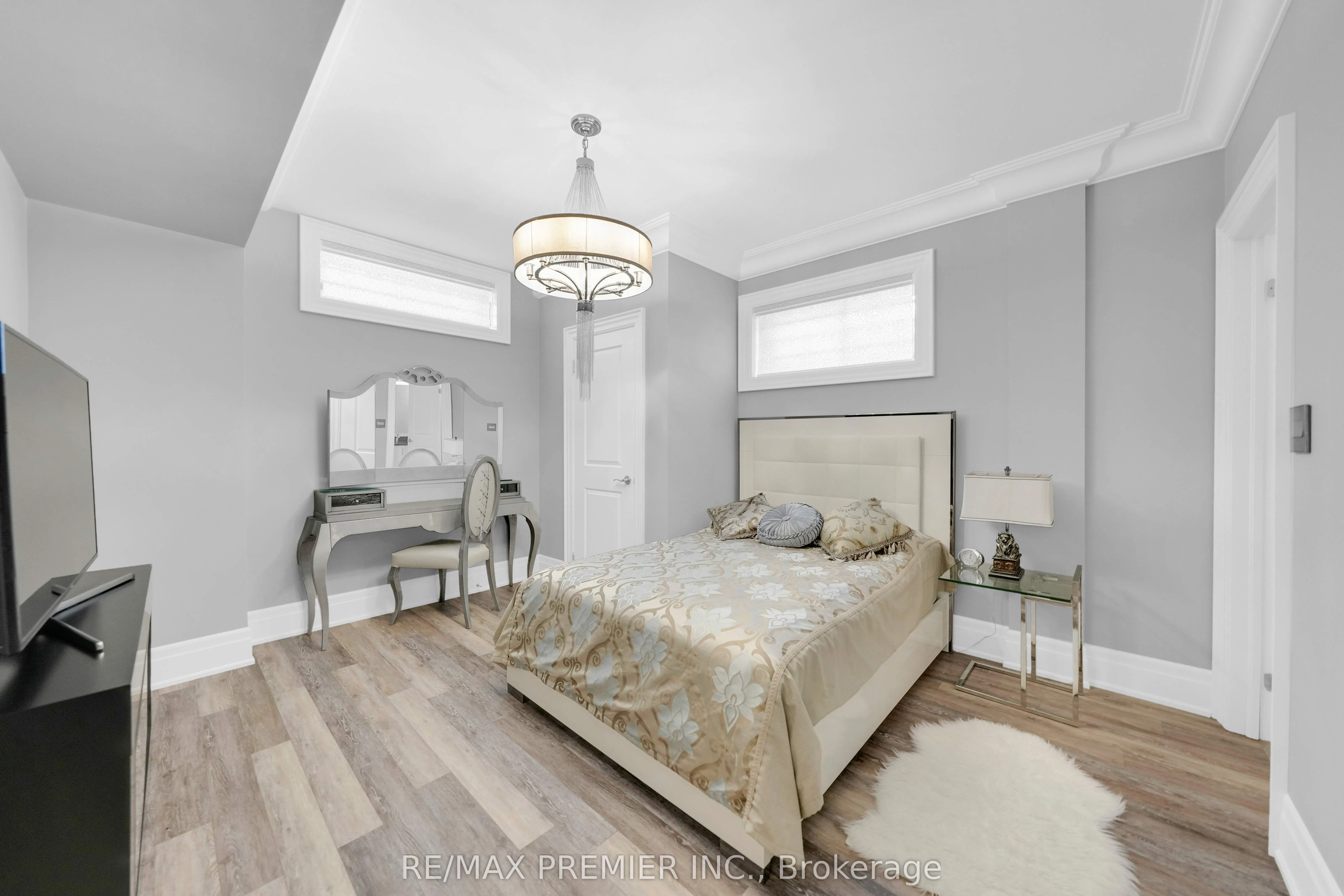 19 Petrolia Court