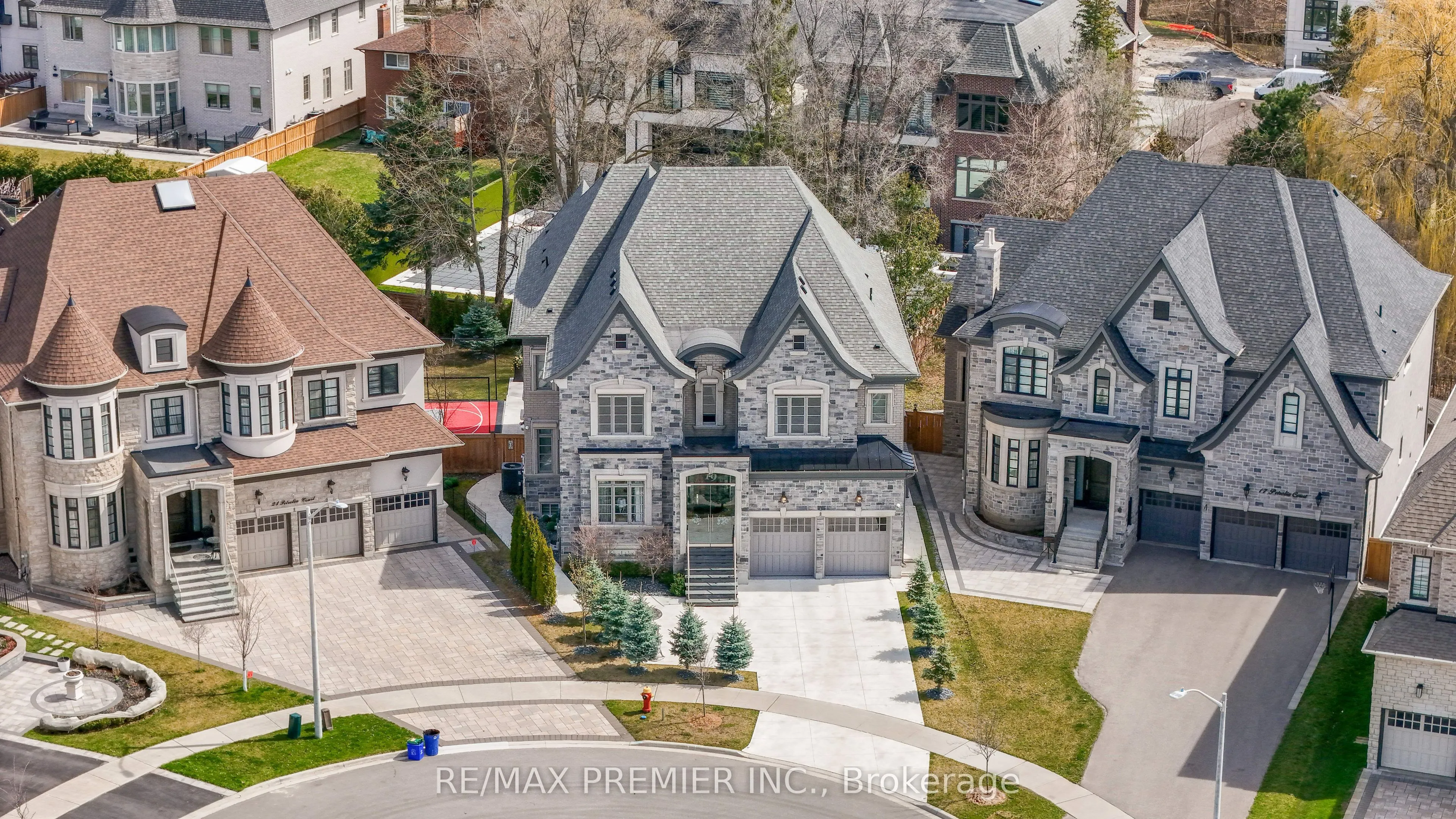 19 Petrolia Court