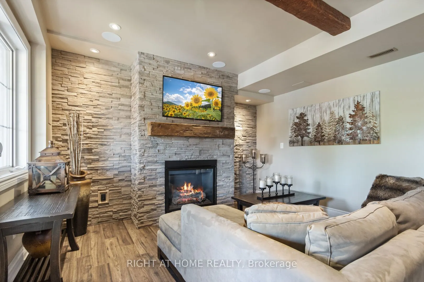126 Vines Place