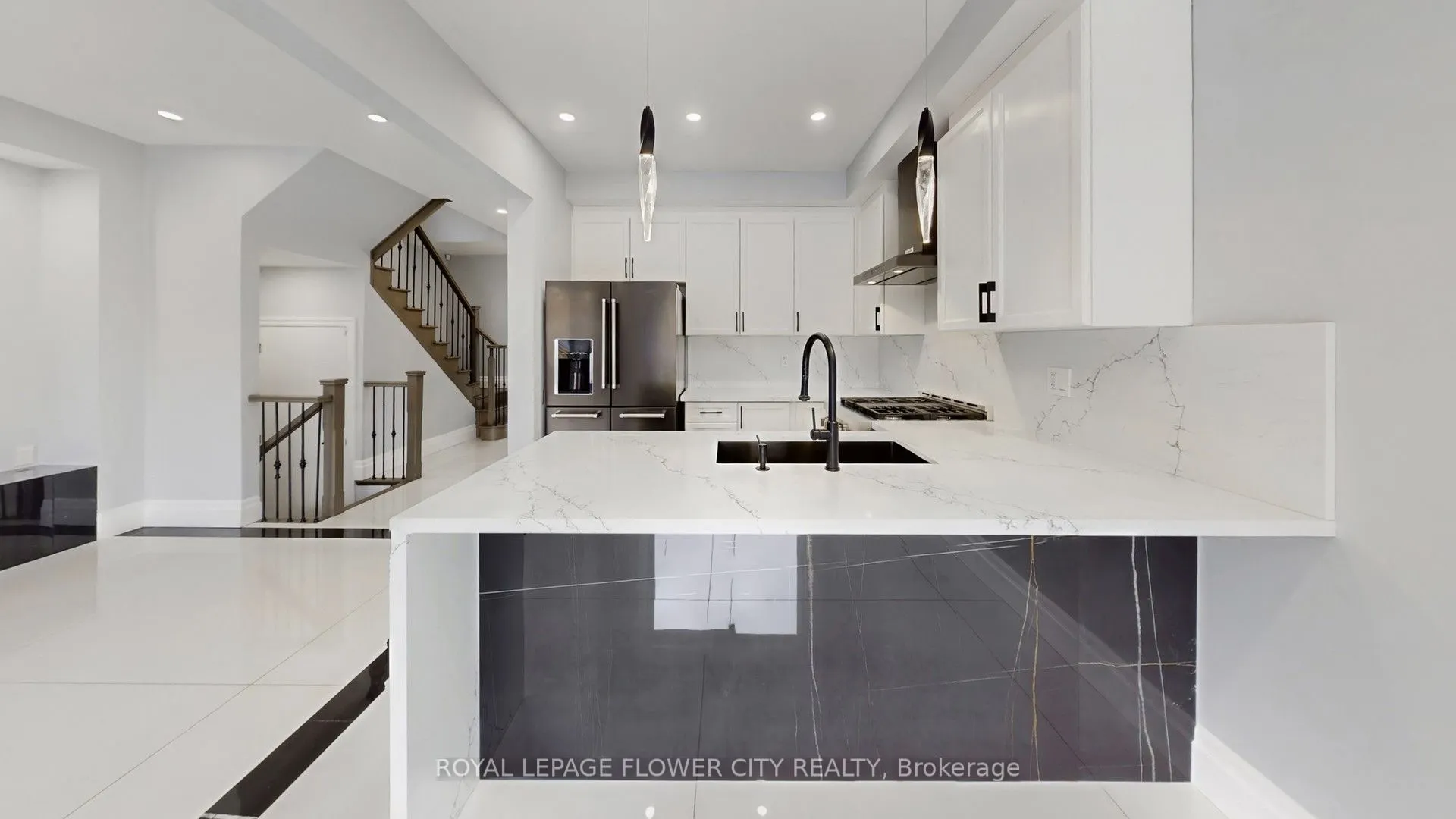 642 Sweetwater Crescent