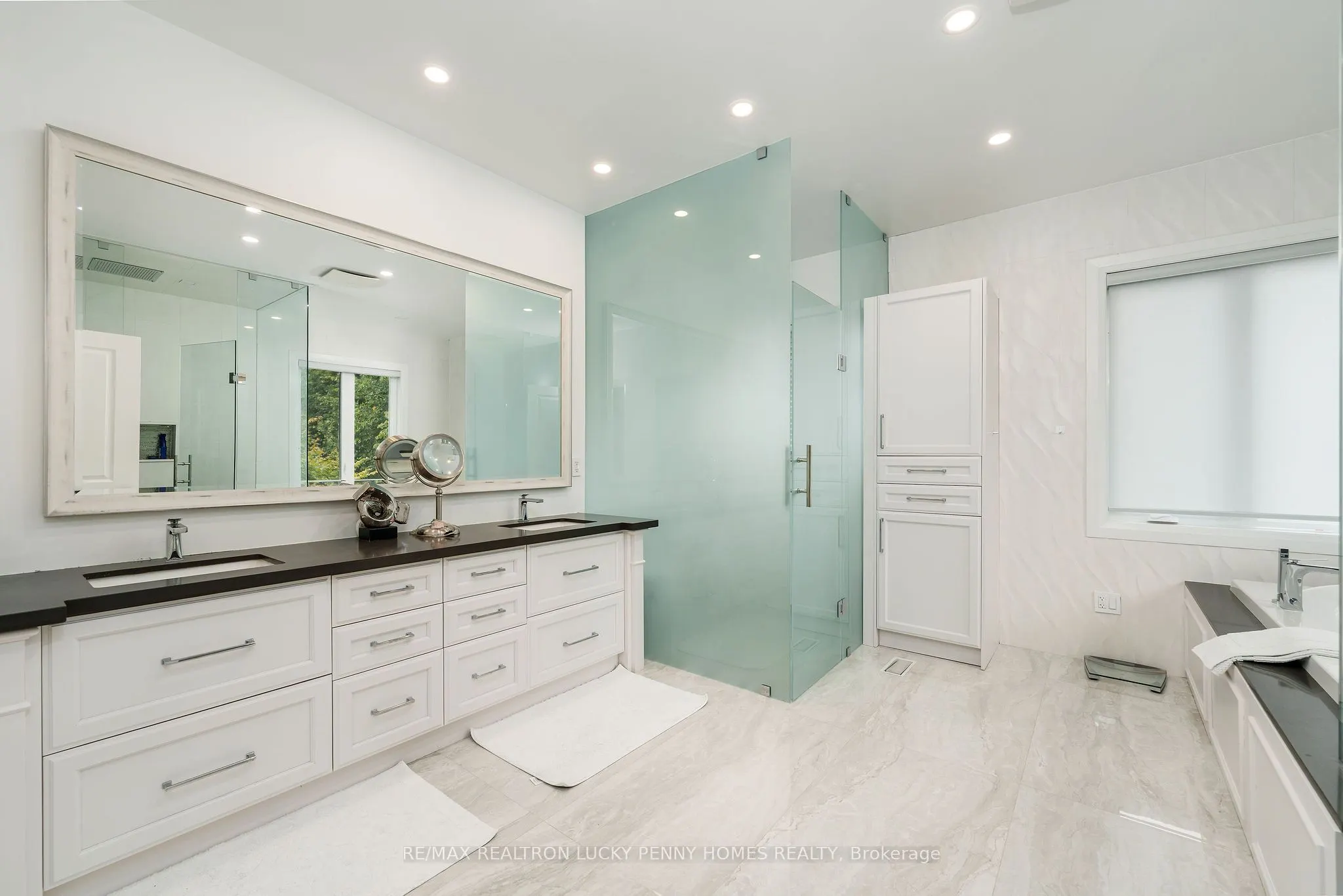 30 Bernadotte Drive