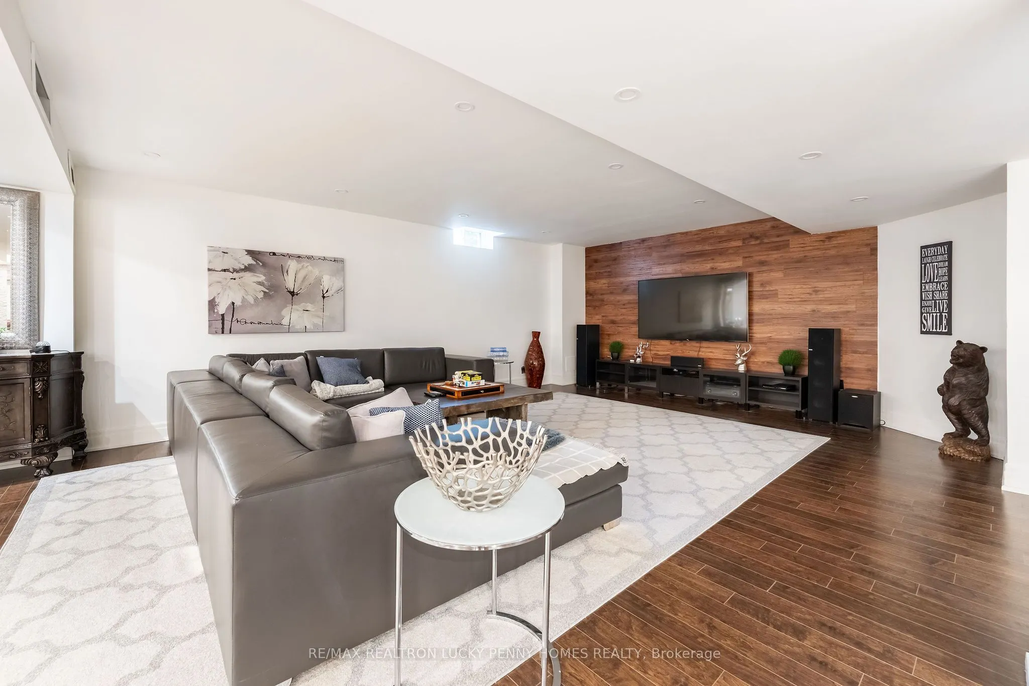 30 Bernadotte Drive