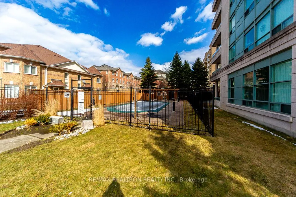 5 Emerald Lane #306