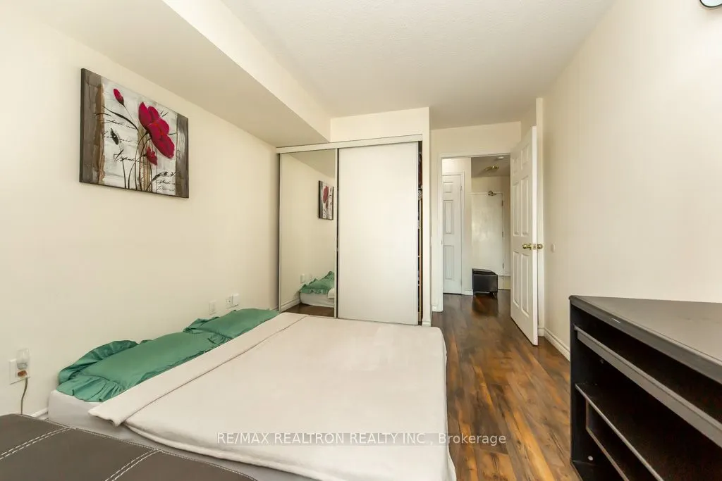 5 Emerald Lane #306