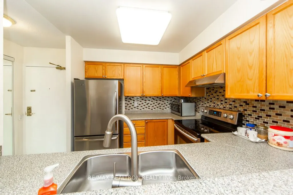 5 Emerald Lane #306