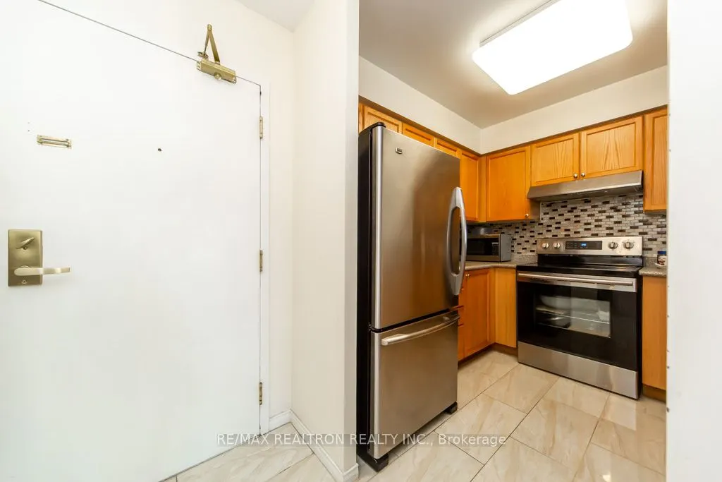 5 Emerald Lane #306