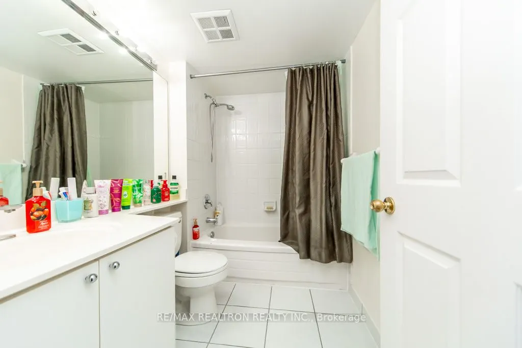 5 Emerald Lane #306