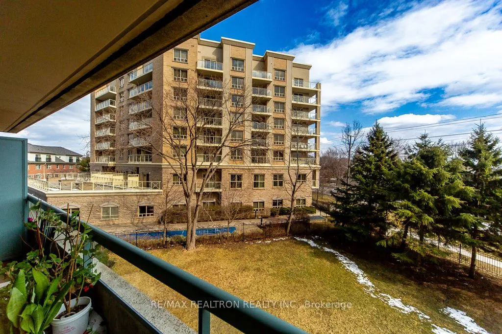5 Emerald Lane #306