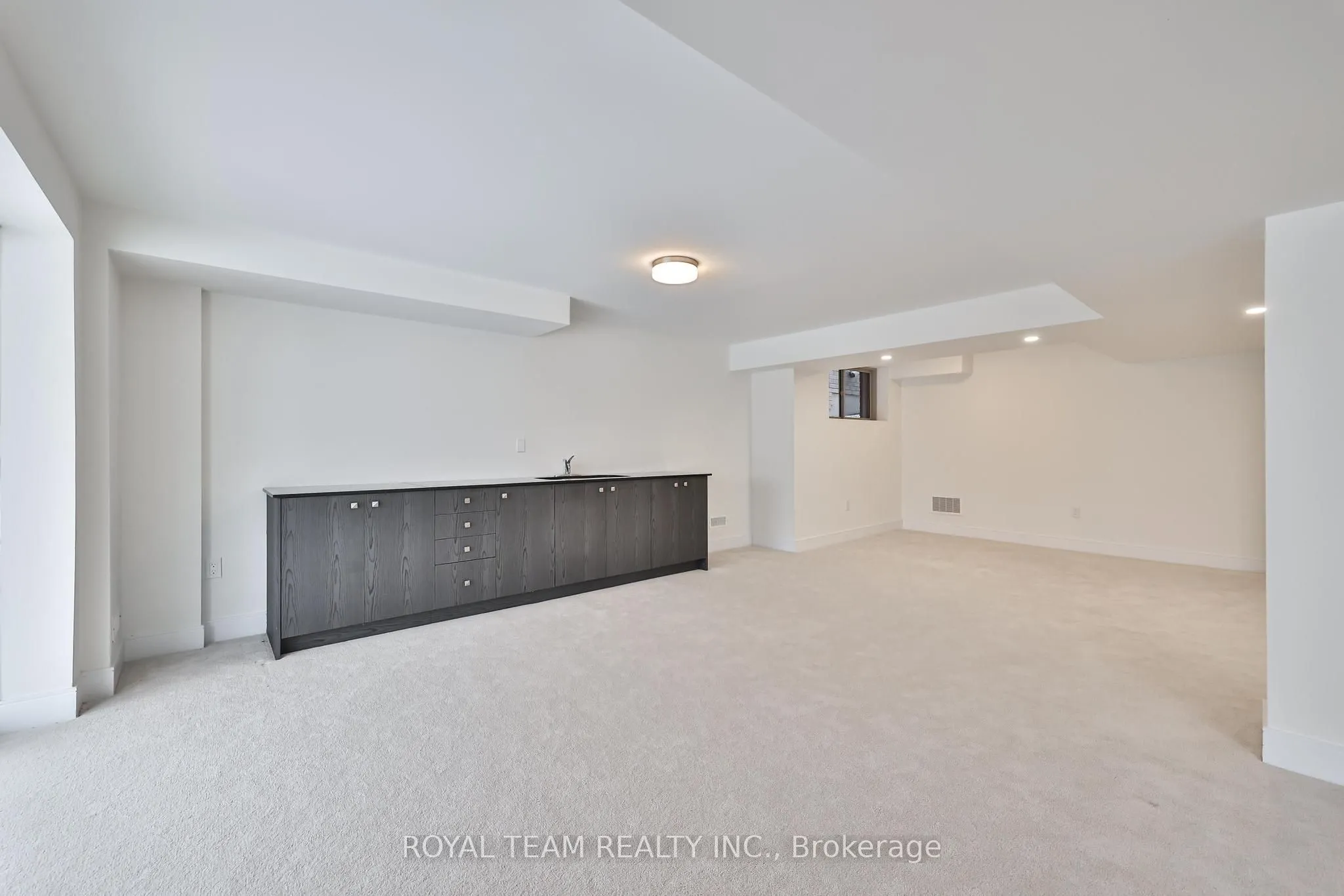 1361 Blackmore Street