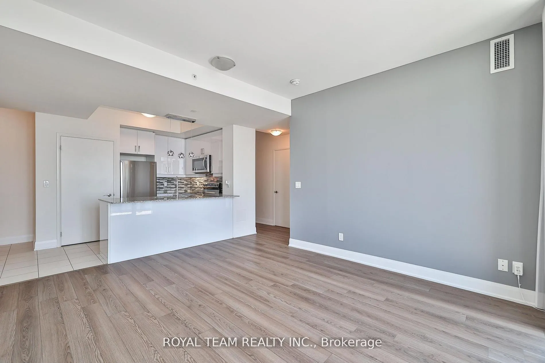 2900 Highway 7 #3405