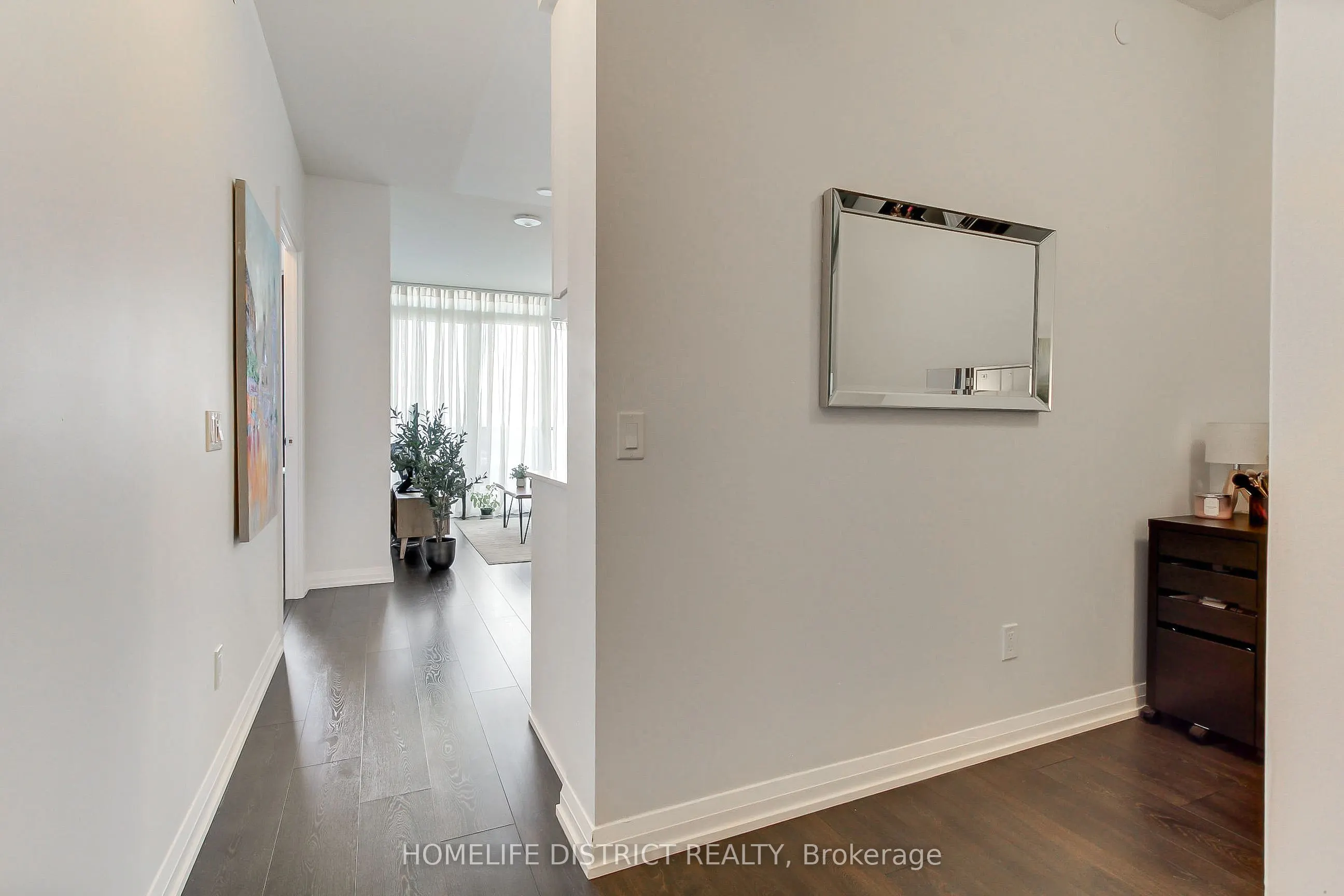 7895 JANE Street #717