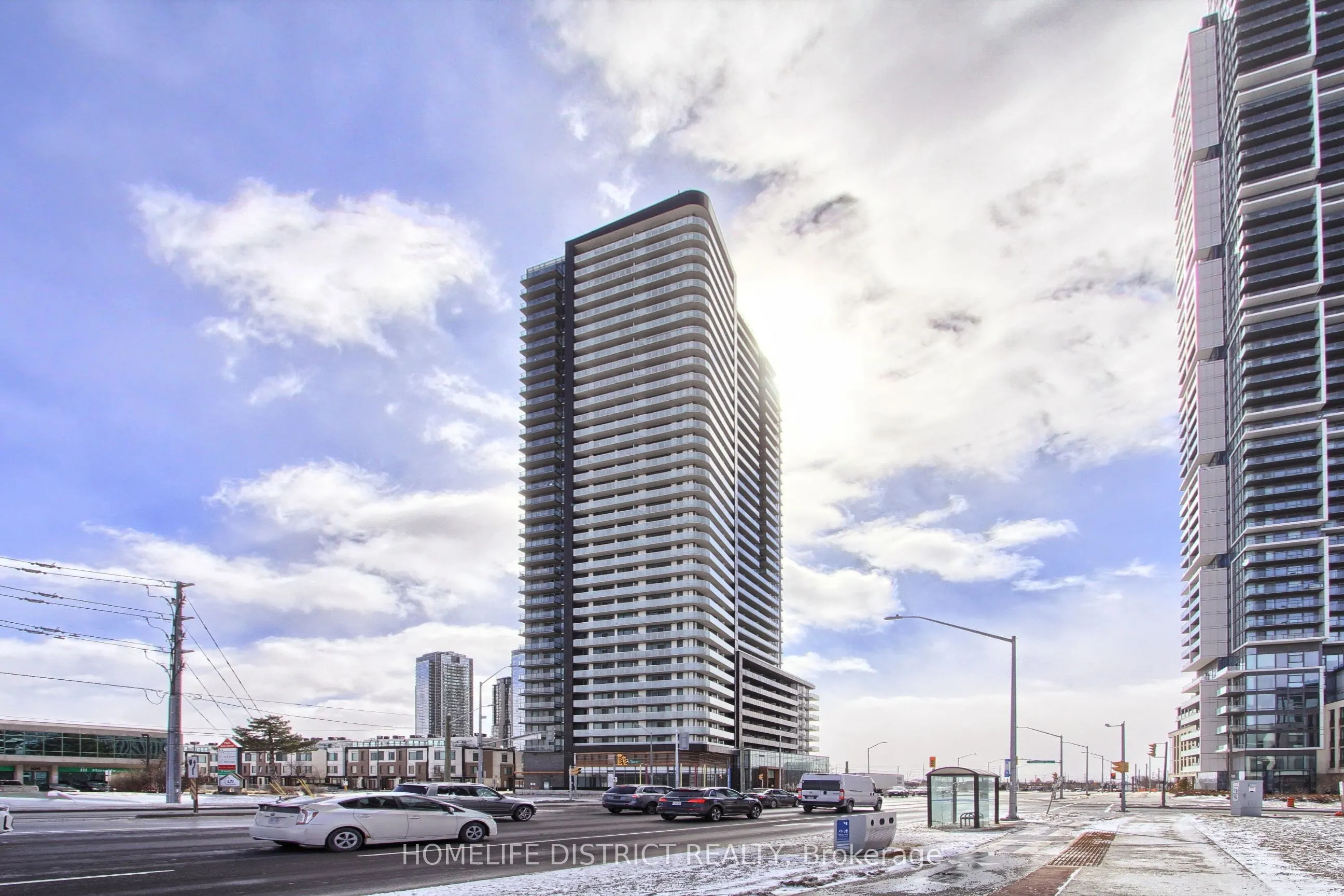 7895 JANE Street #717