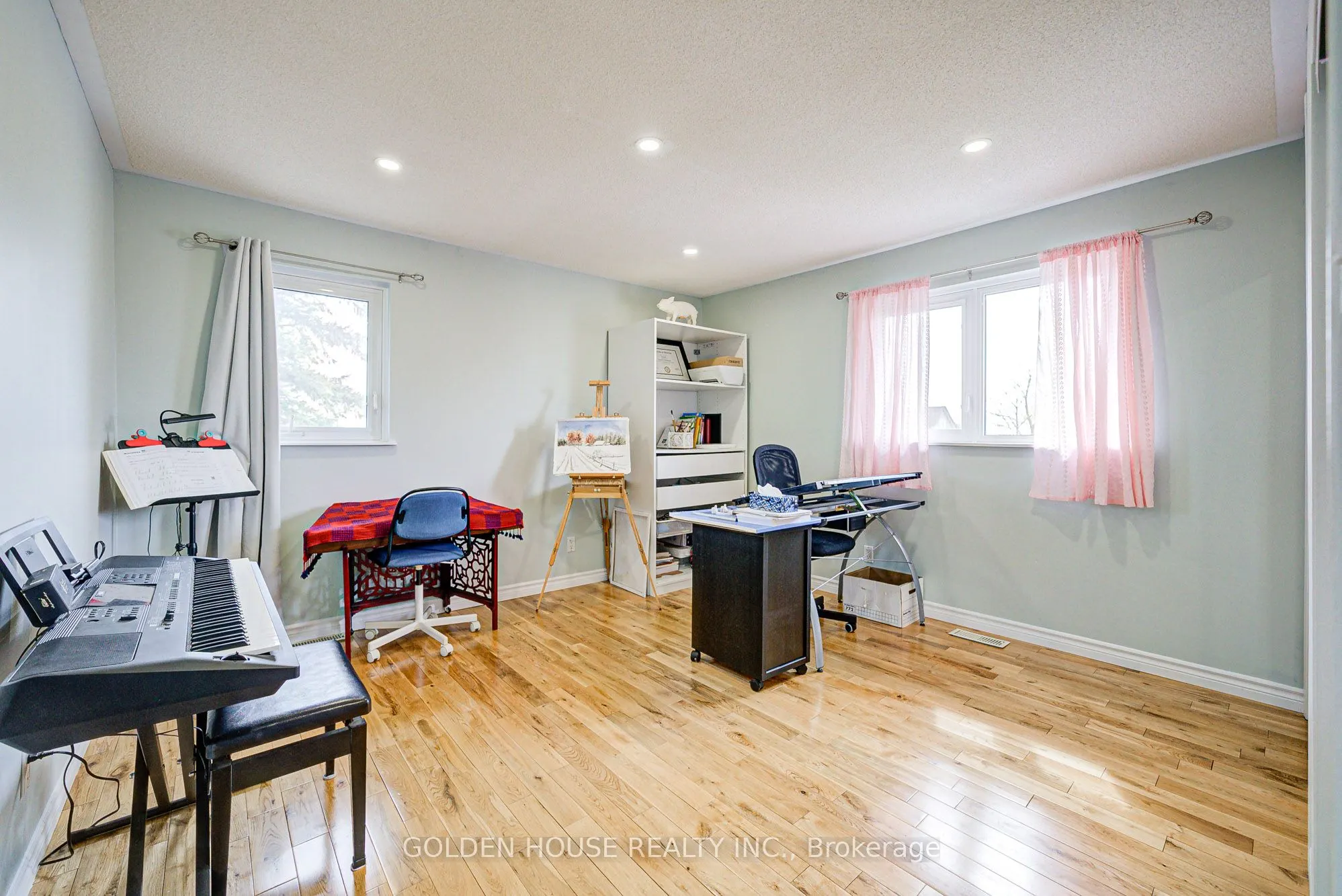 53 West Park Heights